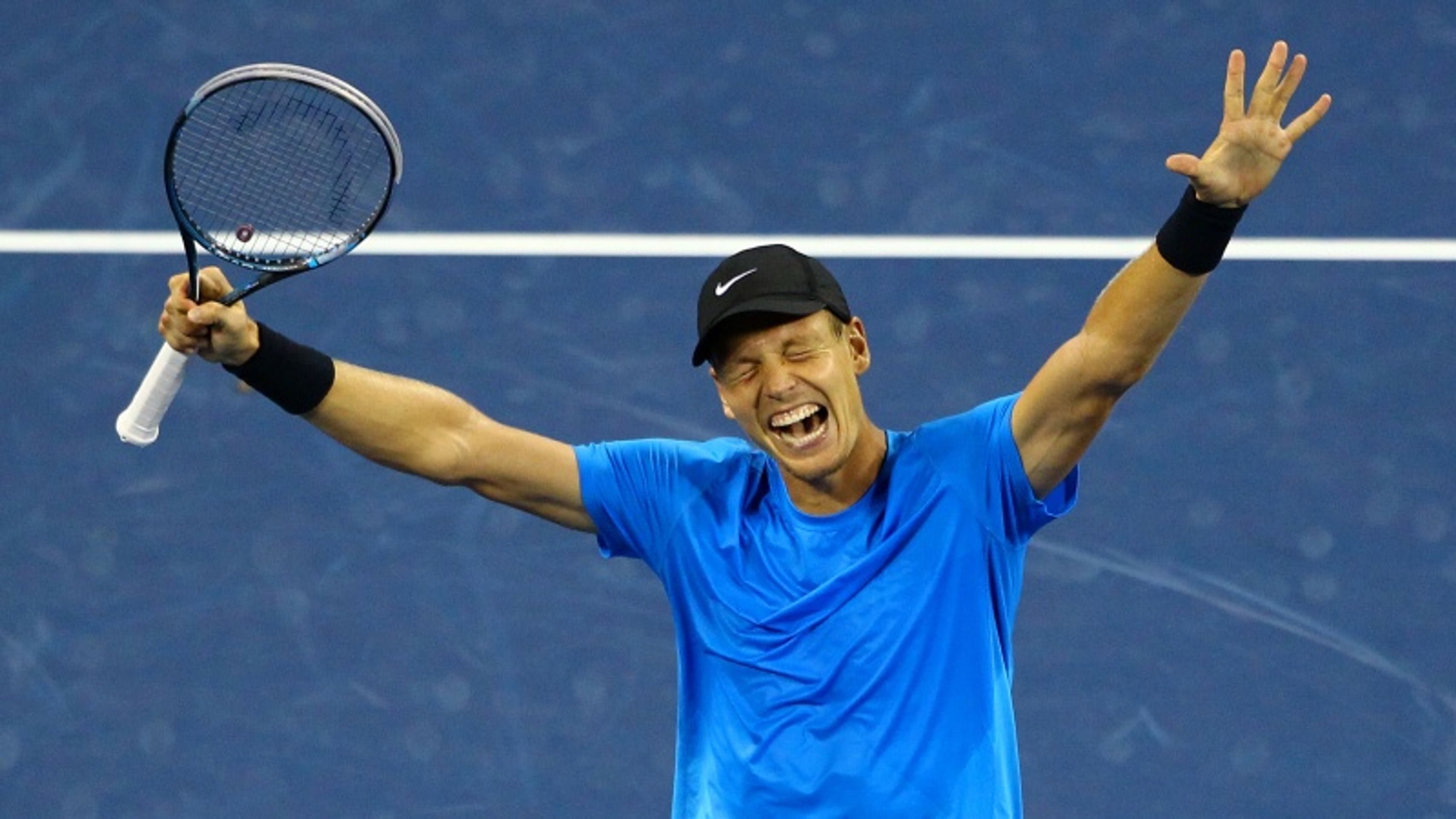 Berdych - GALERIE: Berdych na US Open vyřadil Federera (18/19)