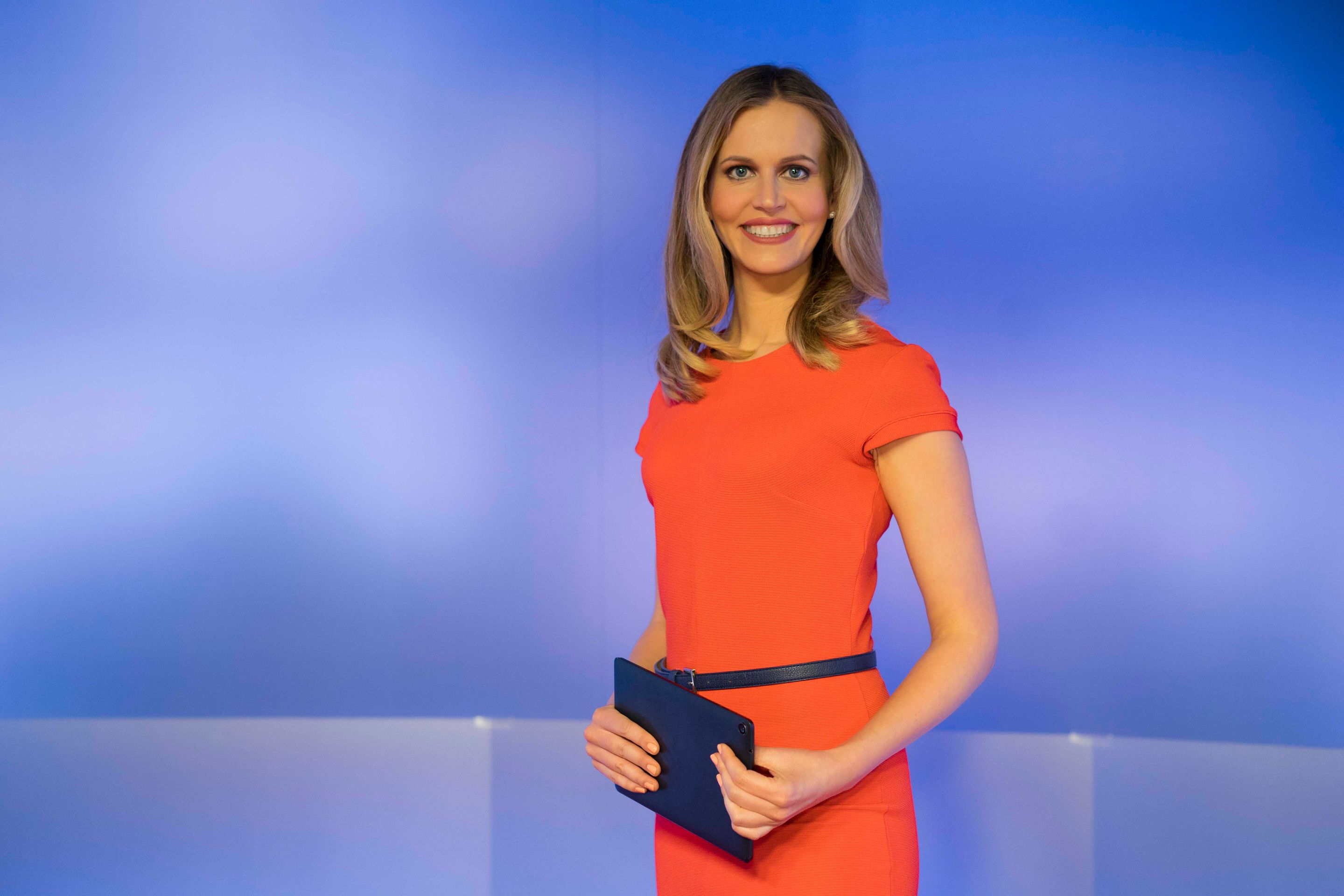 Jan Hamáček a Michaela Šmídová | Galerie: GALERIE: Moderátorka Míša ...