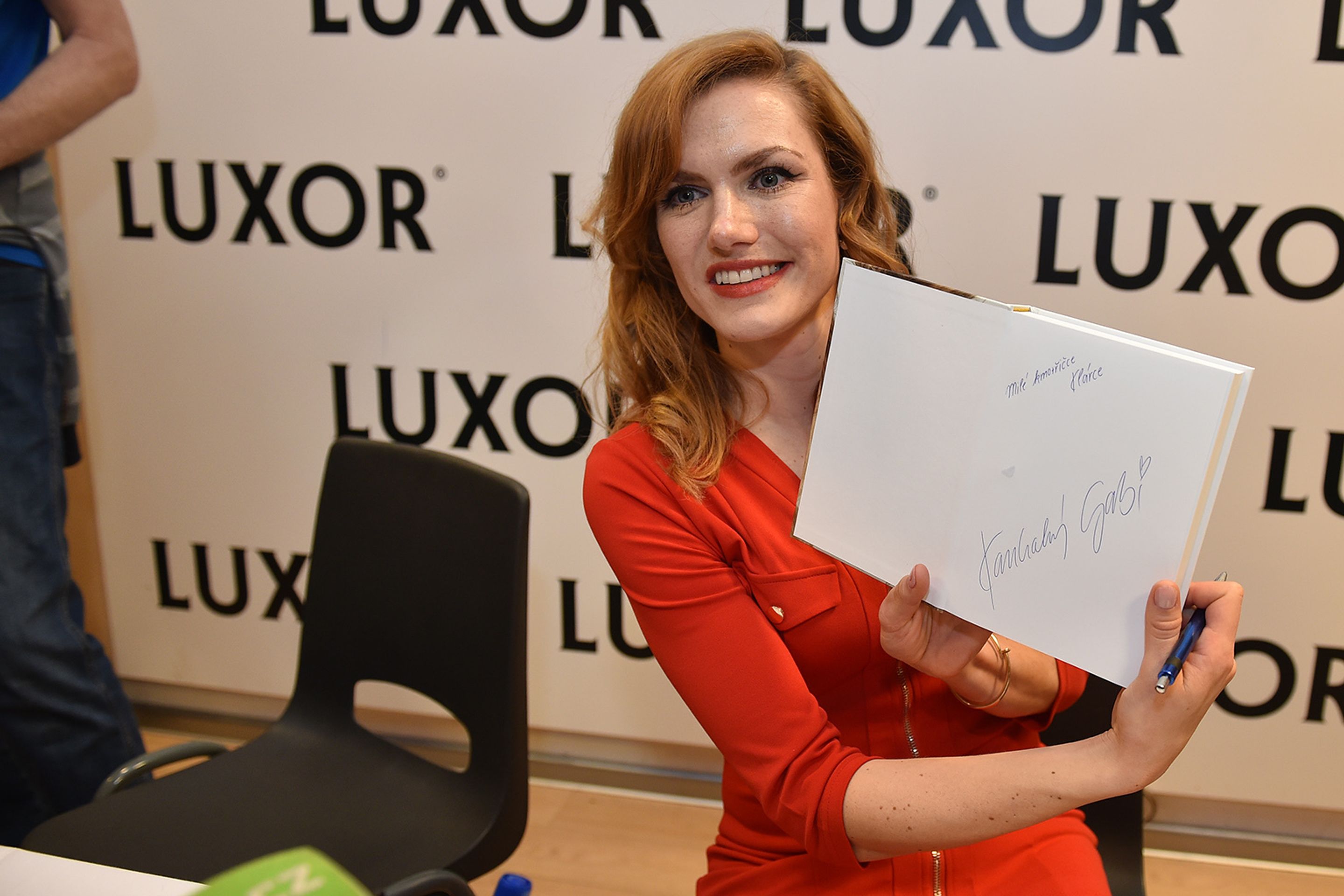 Autogramiáda Gabriely Koukalové - 9 - GALERIE: Autogramiáda Gabriely Koukalové (2/10)