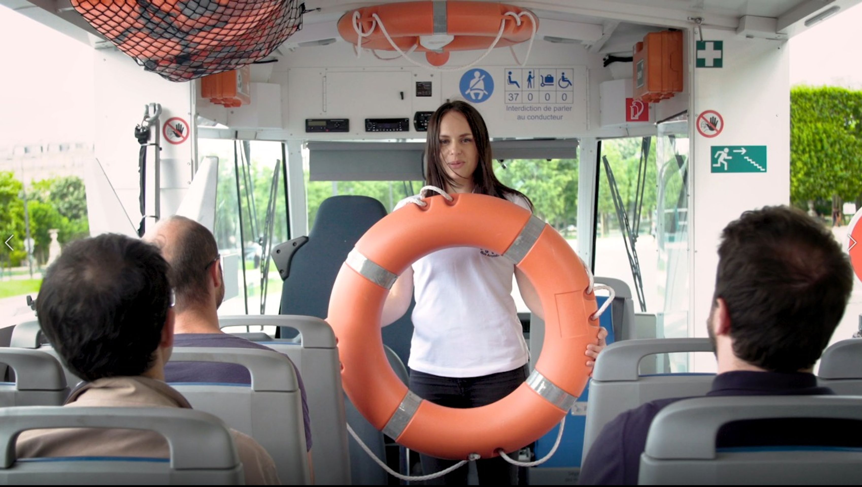 Obojživelný autobus v Paříži - 4 - GALERIE: Obojživelník Marcel (14/17)
