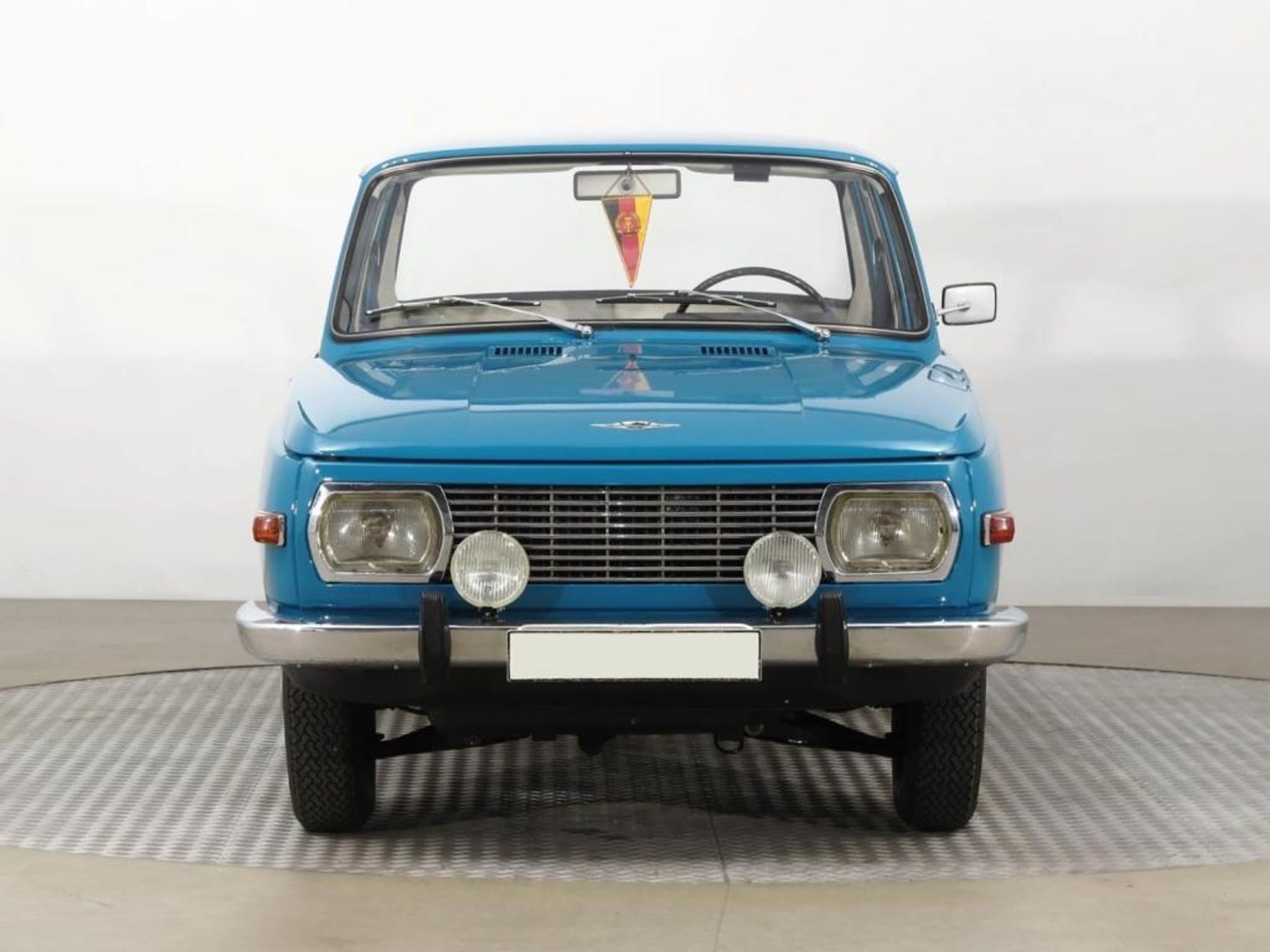Wartburg 353 z roku 1974 - 11 - Fotogalerie: Wartburg 353 z roku 1974 (3/9)