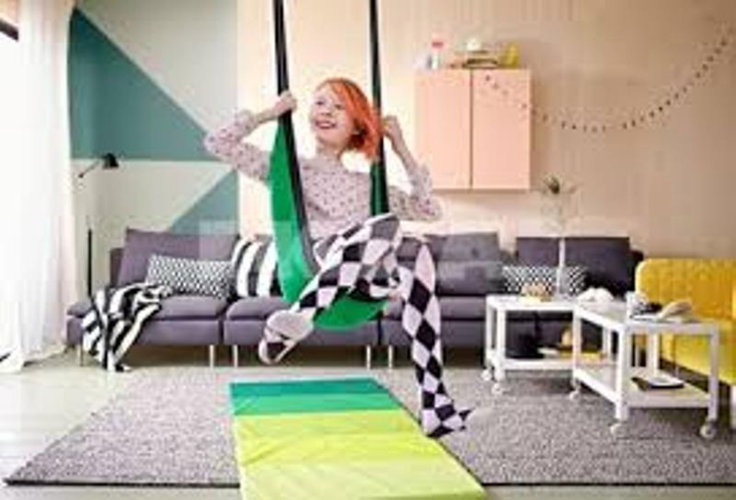 IKEA: Houpačka Gunggung - 3 - GALERIE: IKEA - houpačka Gunggung (1/4)