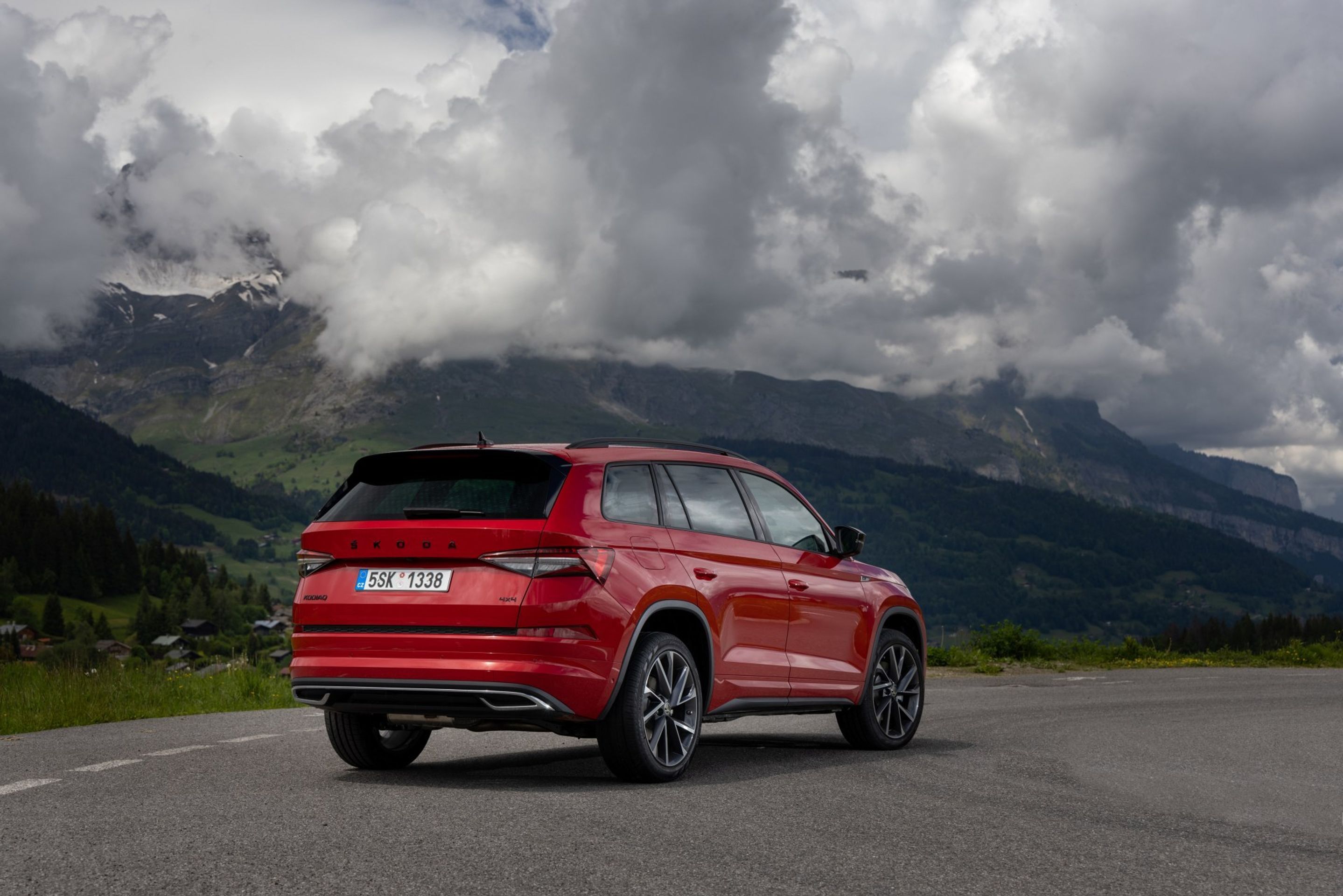 Modernizovaná Škoda Kodiaq - 43 - Fotogalerie: S omlazenou Škodou Kodiaq ve francouzských Alpách (7/26)