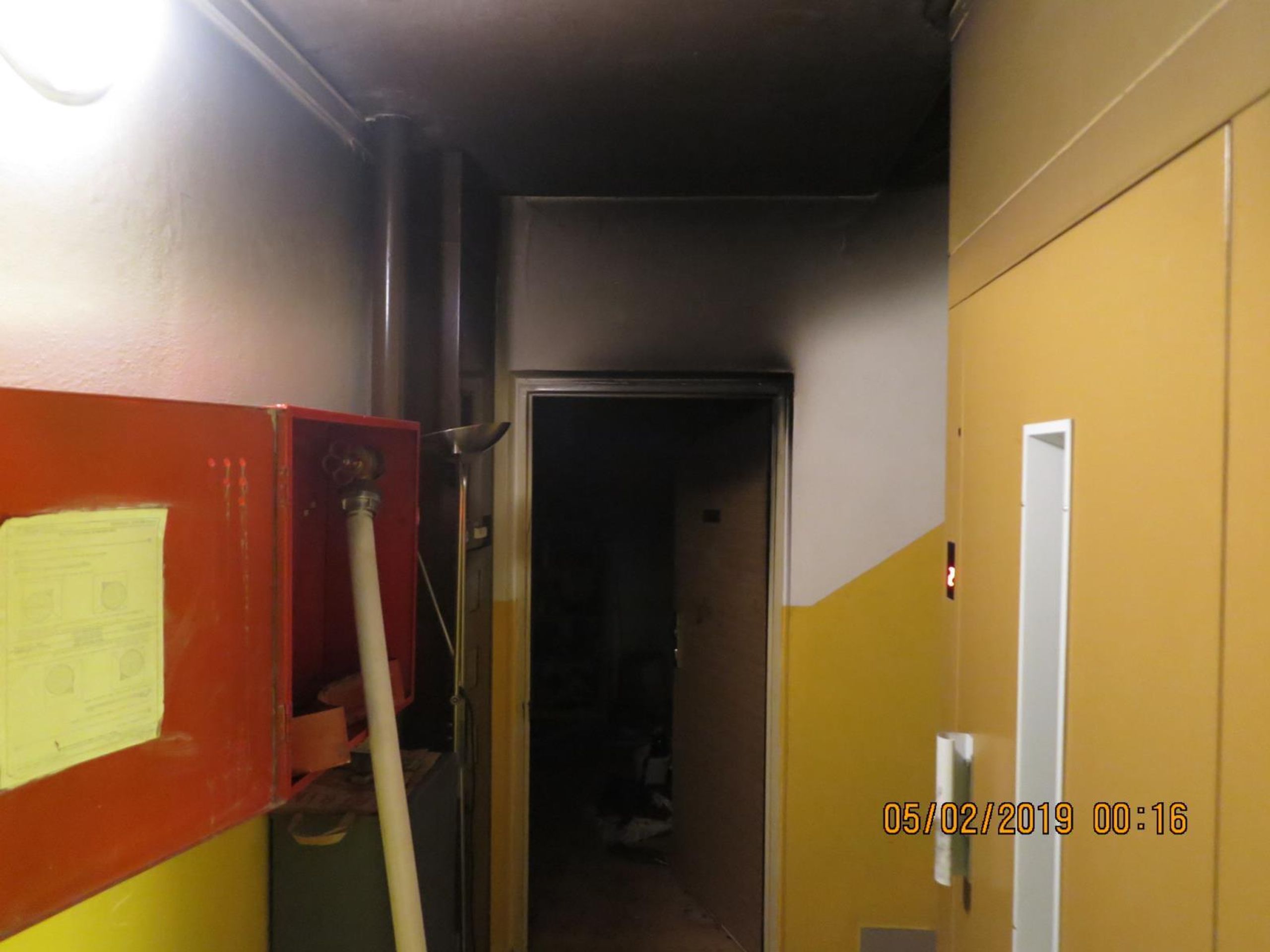 Požár adventního věnce v Prostějově - 6 - GALERIE: Požár adventního věnce v Prostějově (4/9)