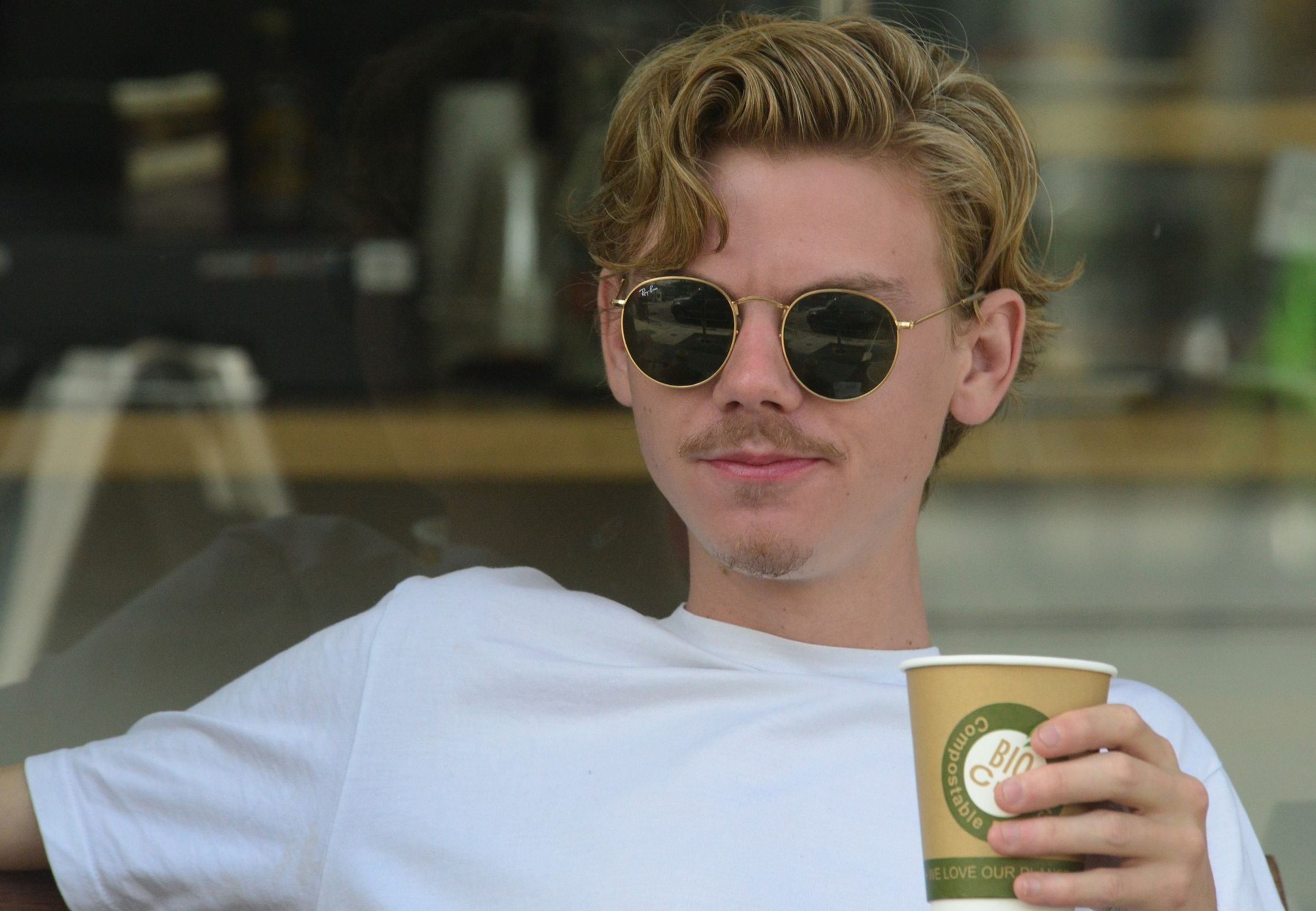 Thomas Brodie-Sangster - GALERIE: Herec Thomas Brodie-Sangster (1/4)