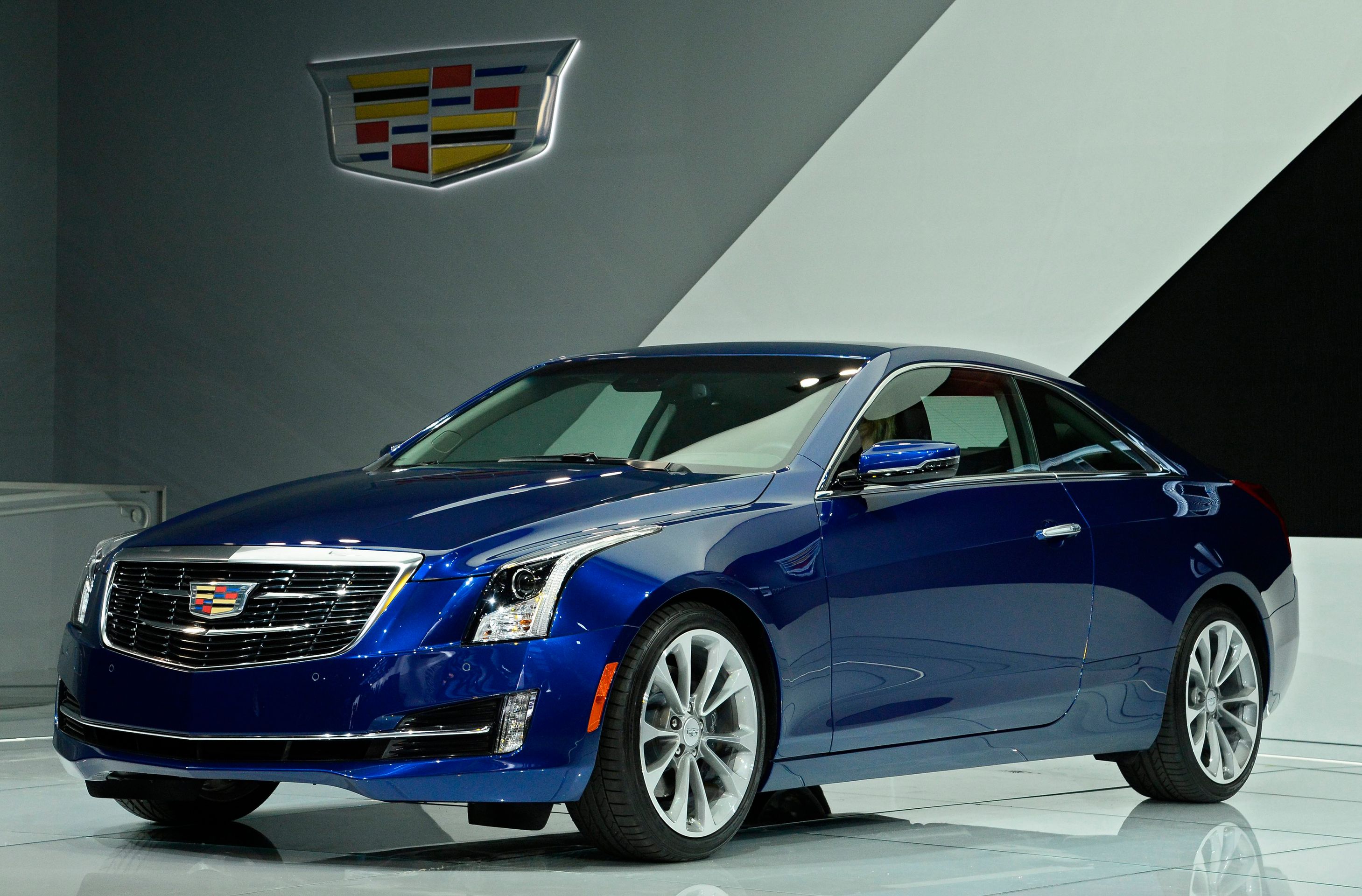 Novinky z autosalonu v Detroitu - Cadillac ATS Coupe - FOTOGALERIE: Novinky z autosalonu v Detroitu (11/13)