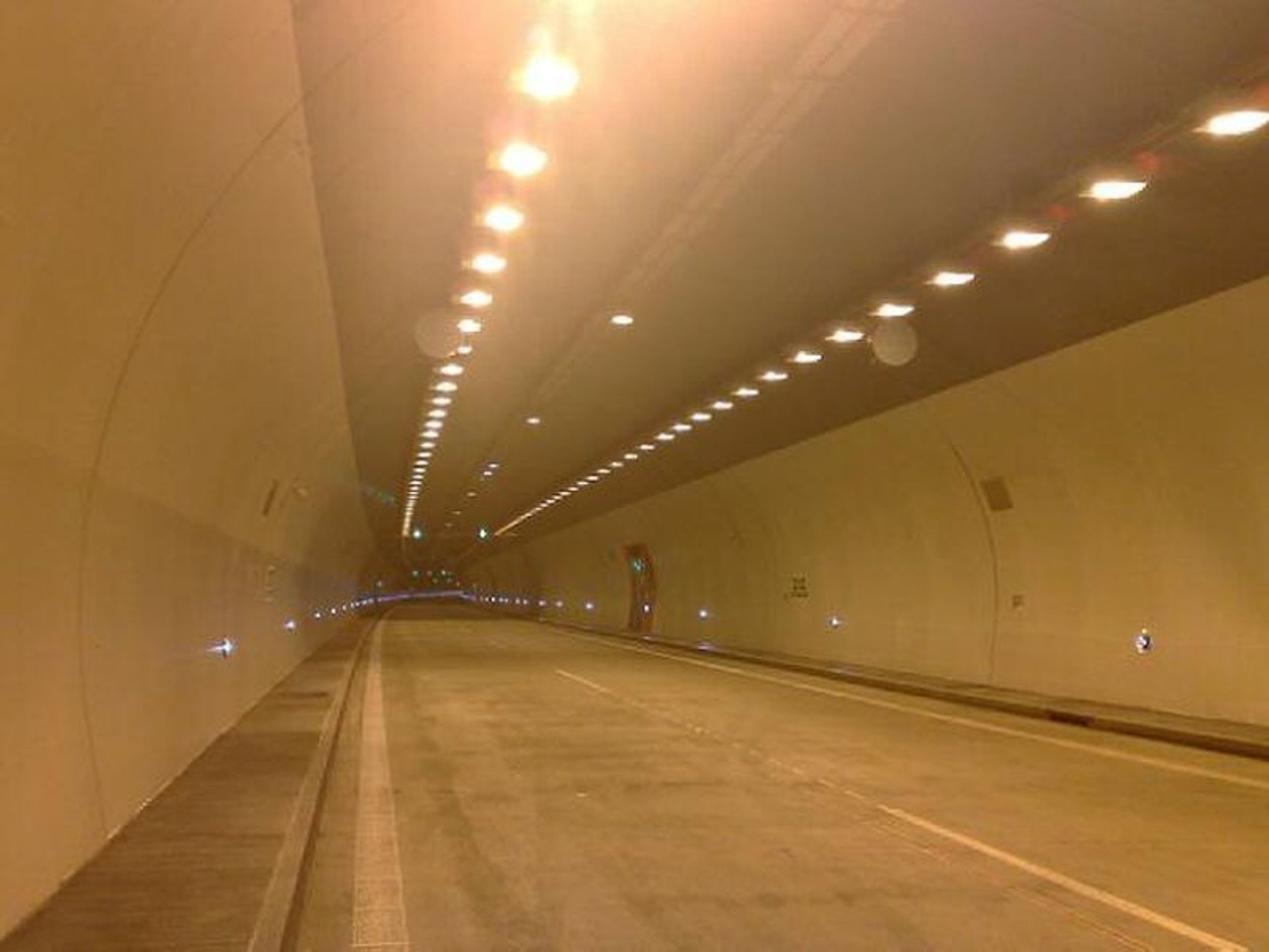 tunel - galerka:tunel (4/5)