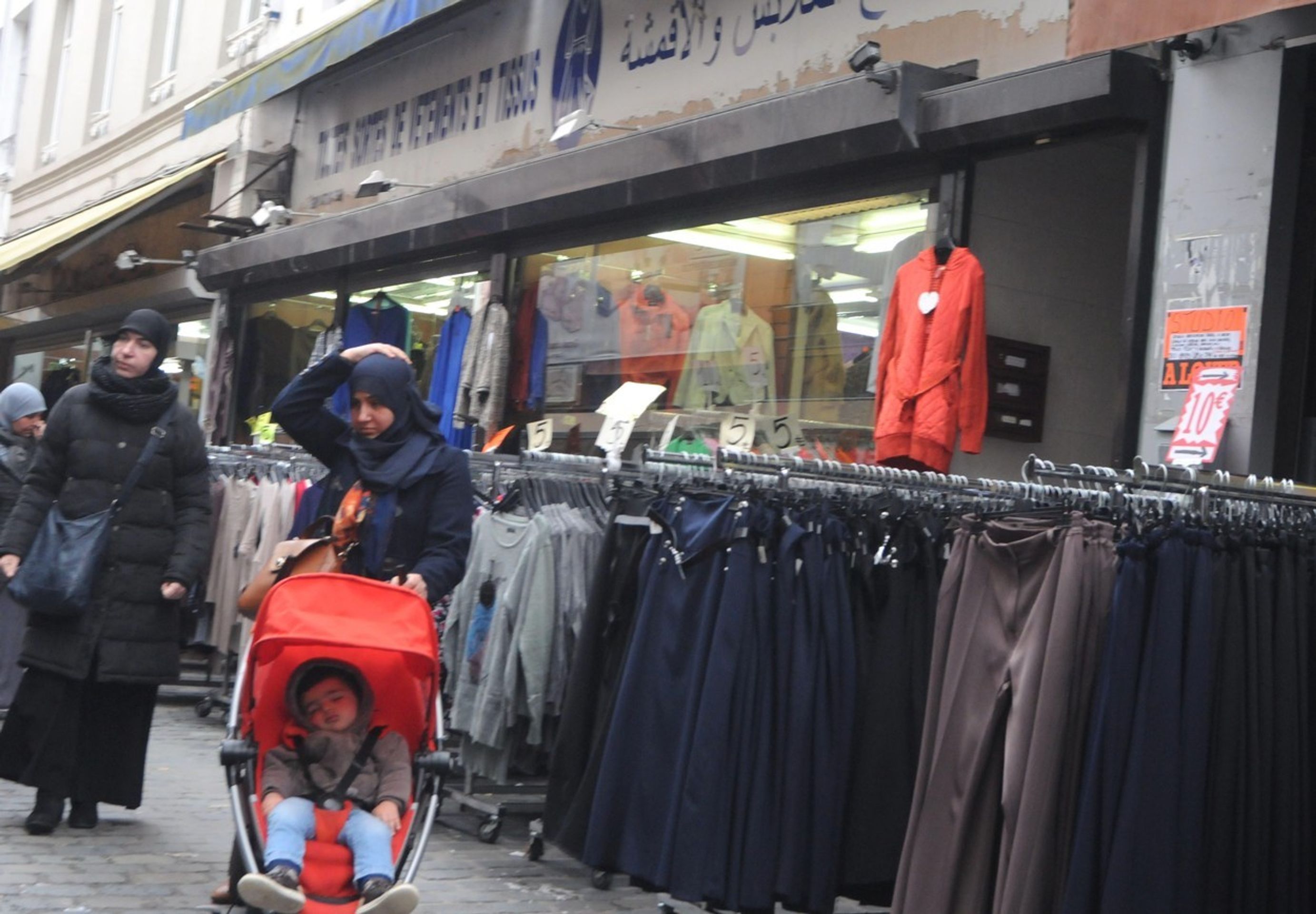 Molenbeek - Bruselská čtvrť - 7 - GALERIE: Molenbeek, bruselská čtvrť, kde žili teroristé (7/8)