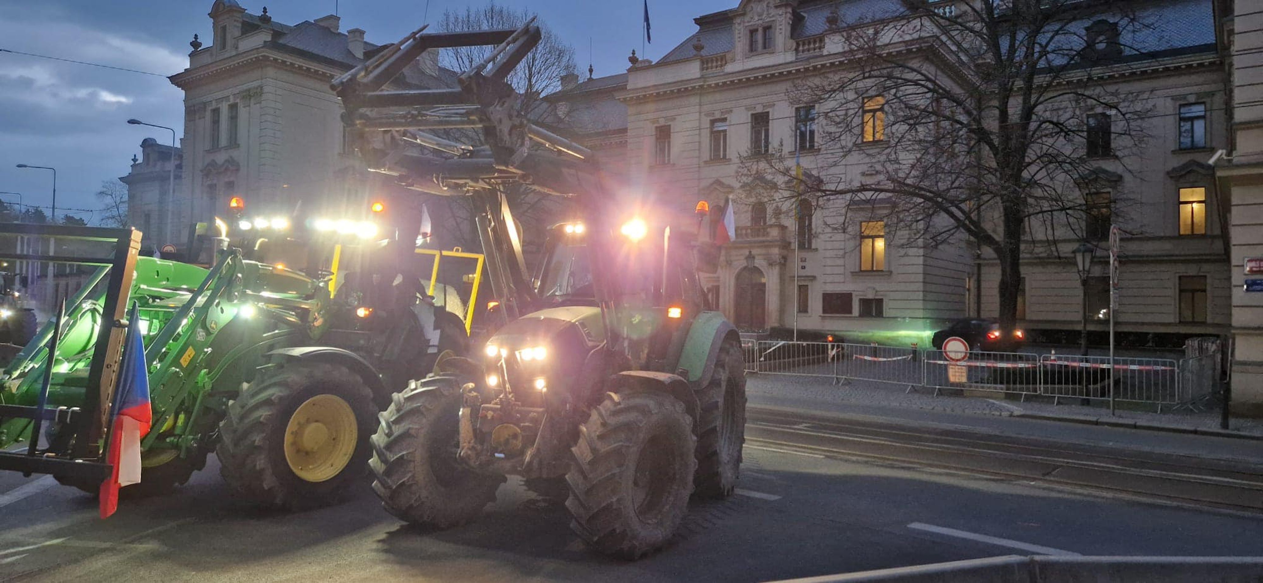 Protestující zemědělci - Protestující zemědělci v Praze (15/21)