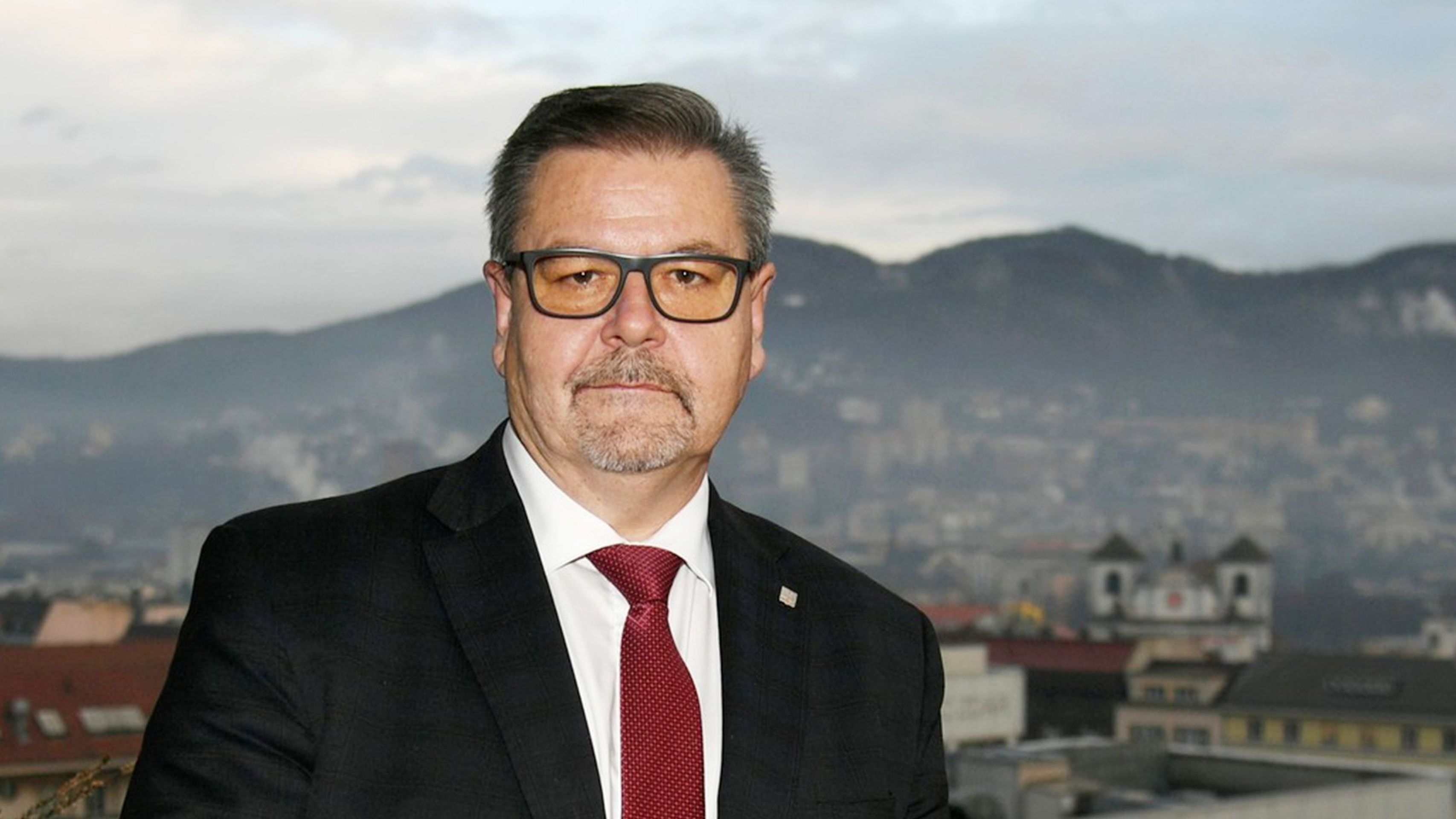 Teplice - Jan Schiller (ANO) - Přehled kandidátů do Senátu (39/44)