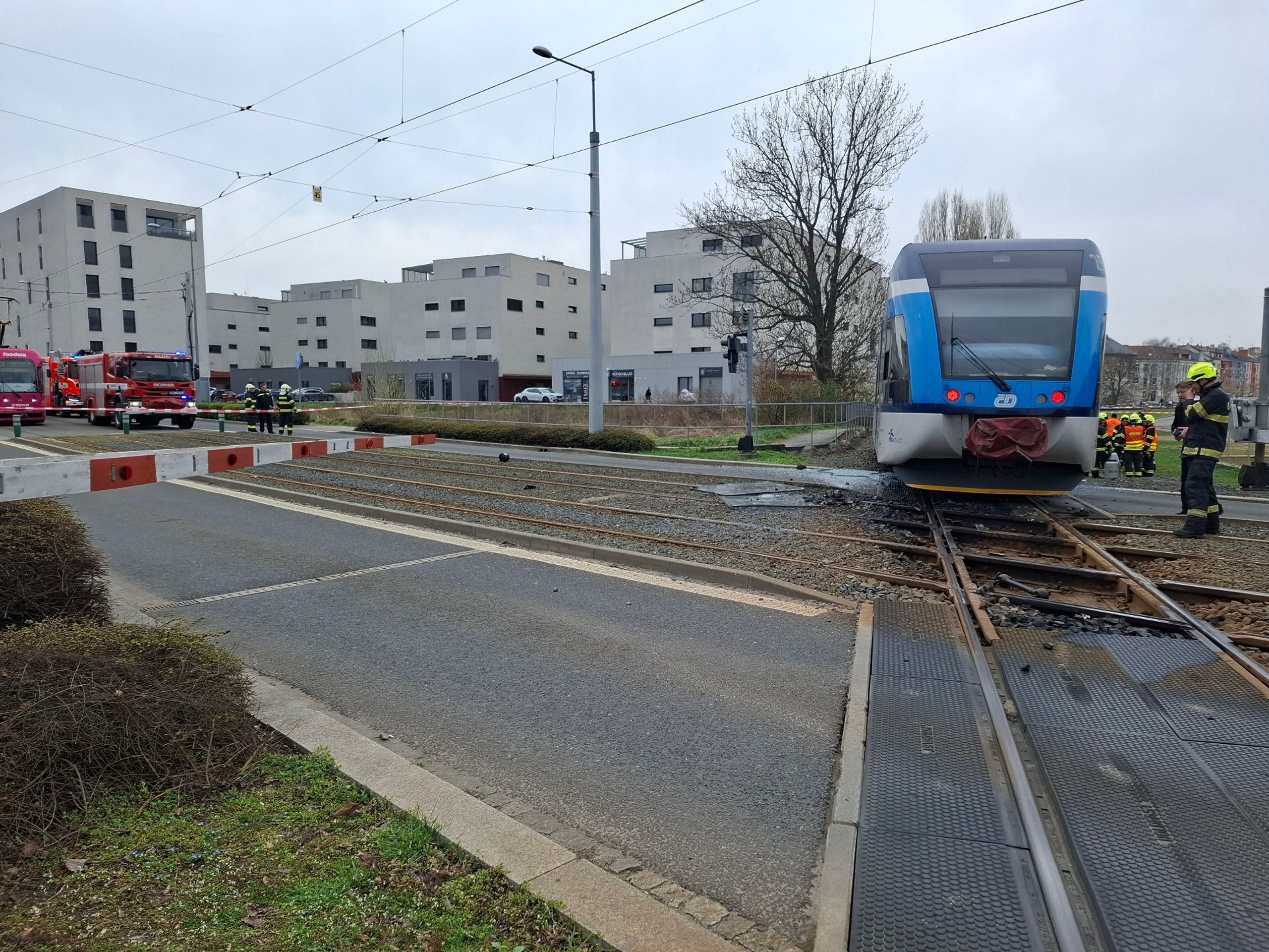 Vykolejení vlaku v Olomouci Hasiči Olomouc (4) - Vykolejené vlaky (6/6)