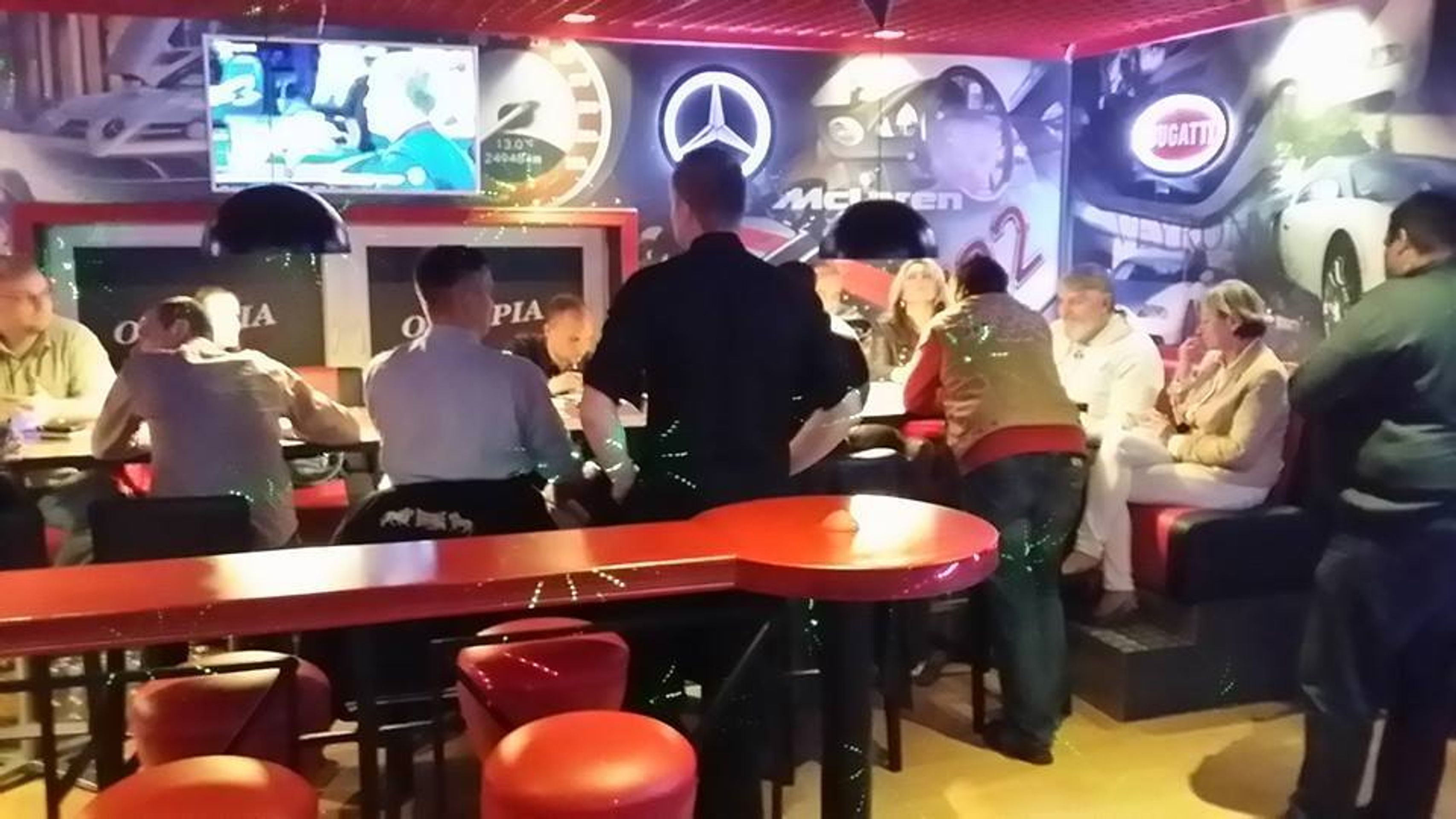 Ivan Jonák na párty - 1 - GALERIE: Ivan Jonák si užívá další party na svobodě (12/12)
