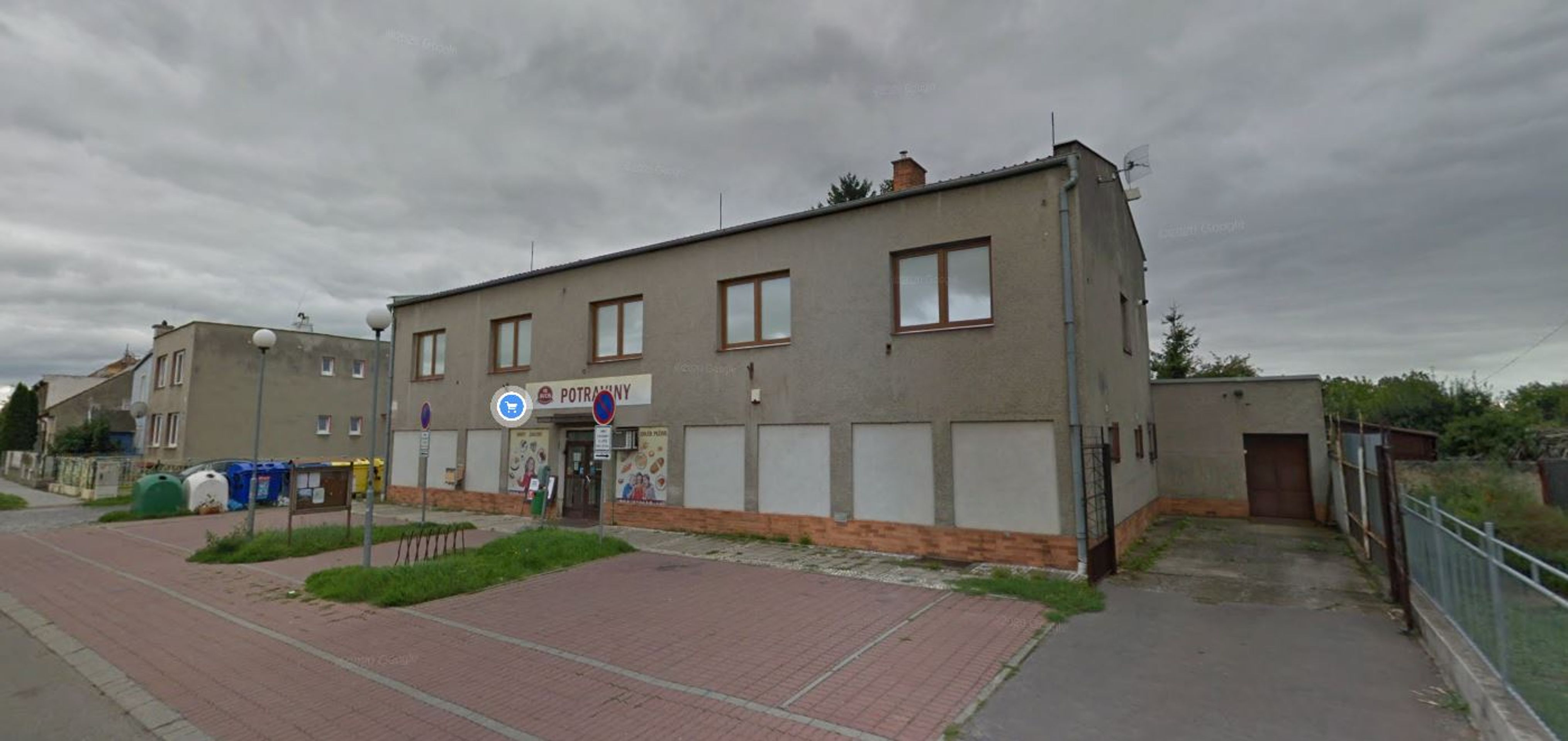 Prodejna potravin - Černá stavba Kroměříž (2/18)