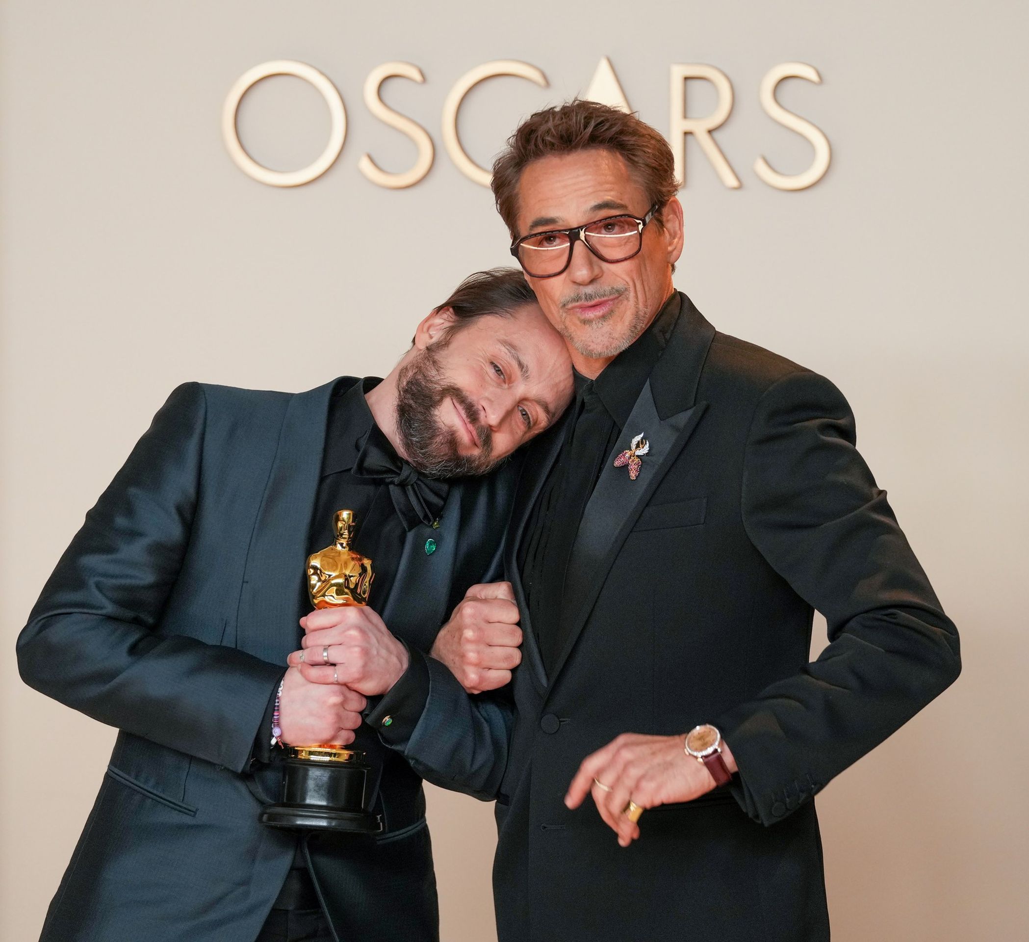 Kieran Culkin a Robert Downey Jr., 2. 3. 2025 Academy Awards - 97. ročník udílení cen americké filmové akademie (3/10)