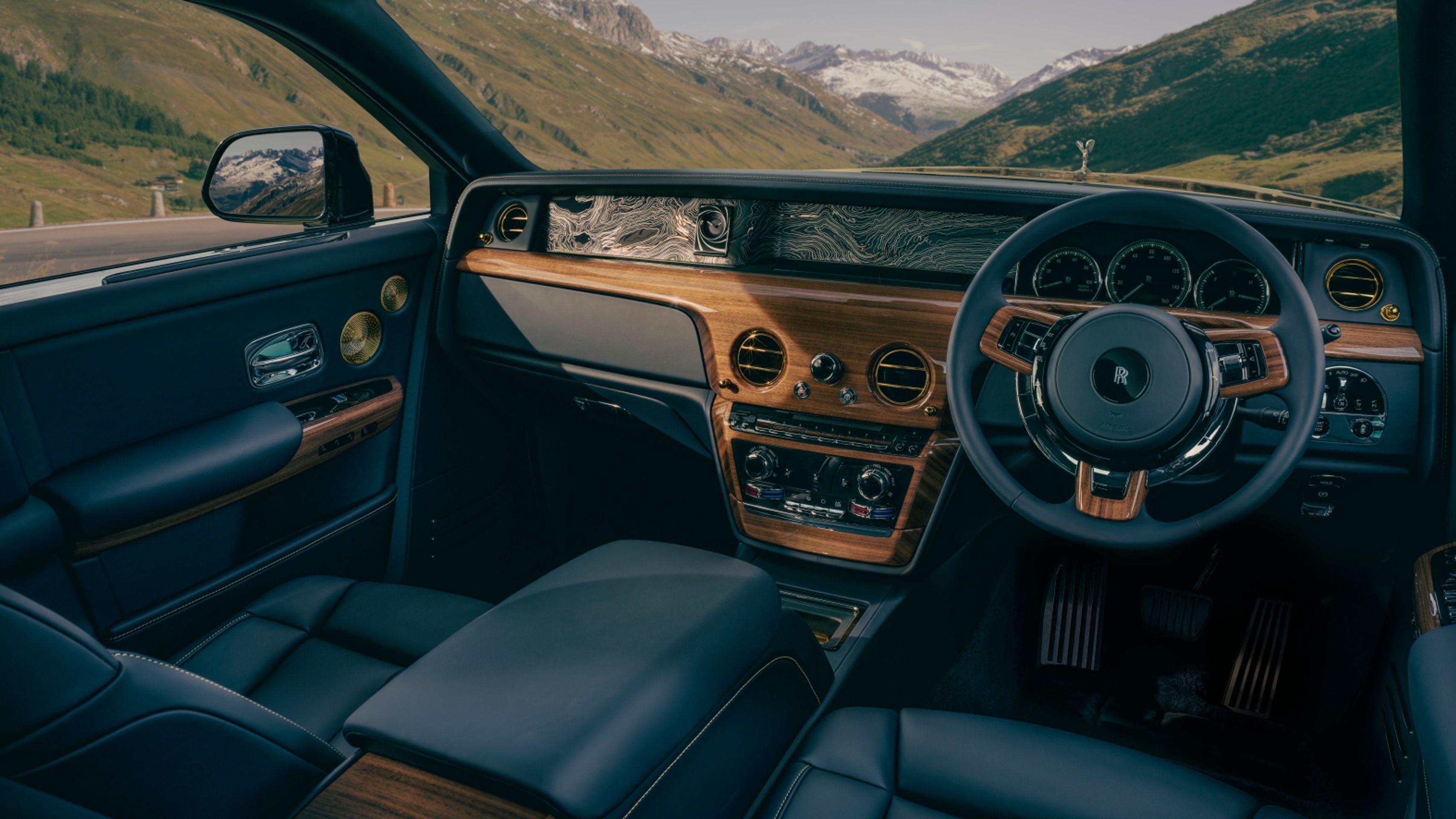Rolls-Royce Phantom Goldfinger - Rolls-Royce Phantom Goldfinger (3/9)