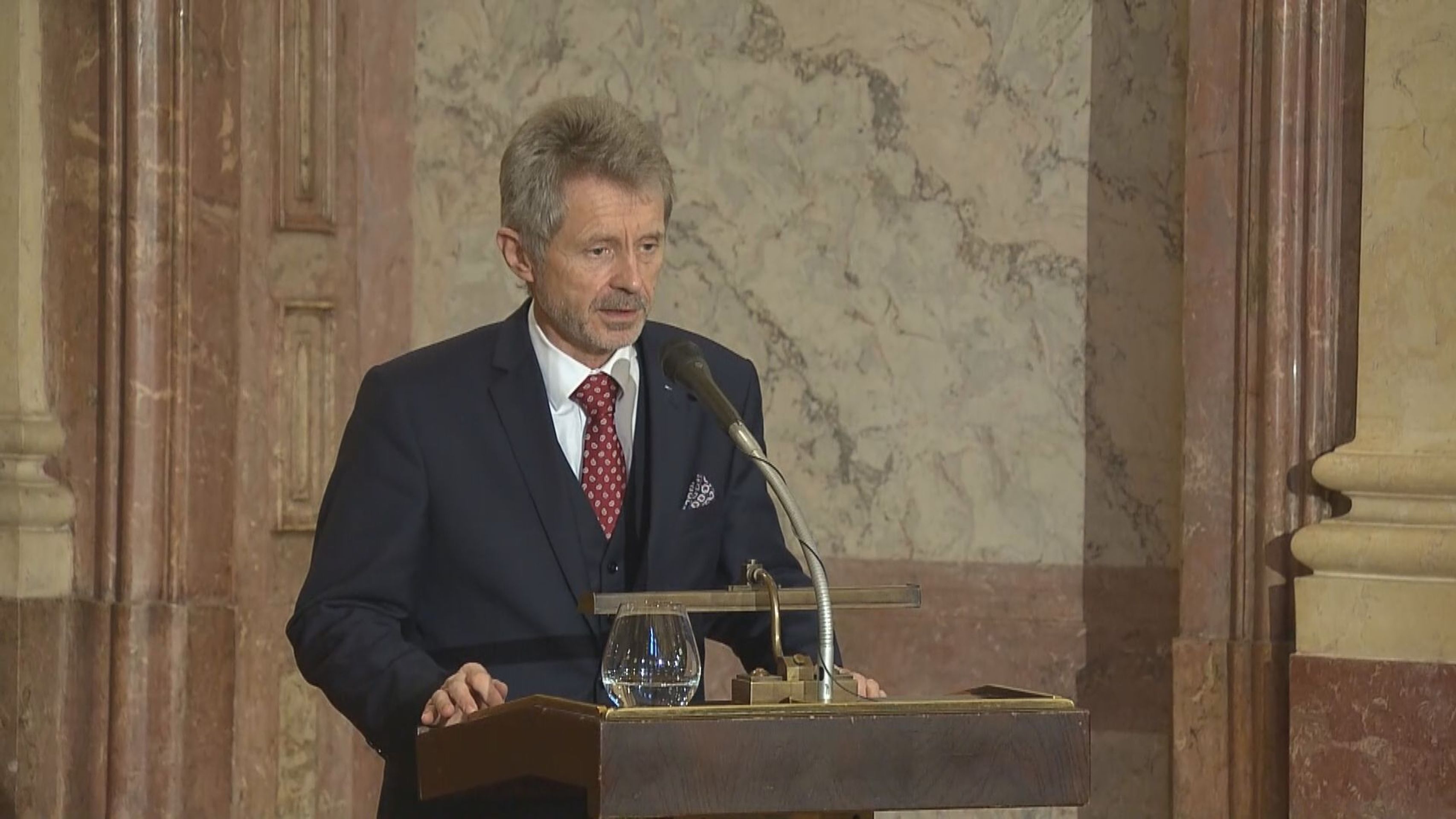 Miloš Vystrčil - Návštěva slovenské prezidentky Čaputové u Zemana v nemocnici (6/14)