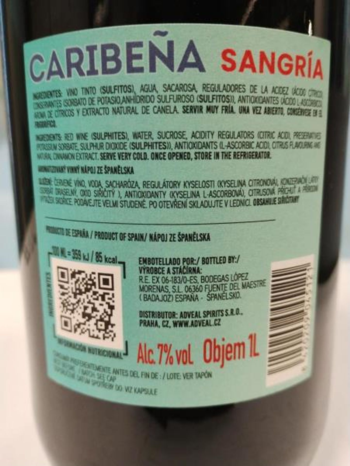 Caribeña Sangría, aromatizovaný vinný nápoj ze Španělska, alk. 7 % obj (2) - Závadné potraviny (7/8)