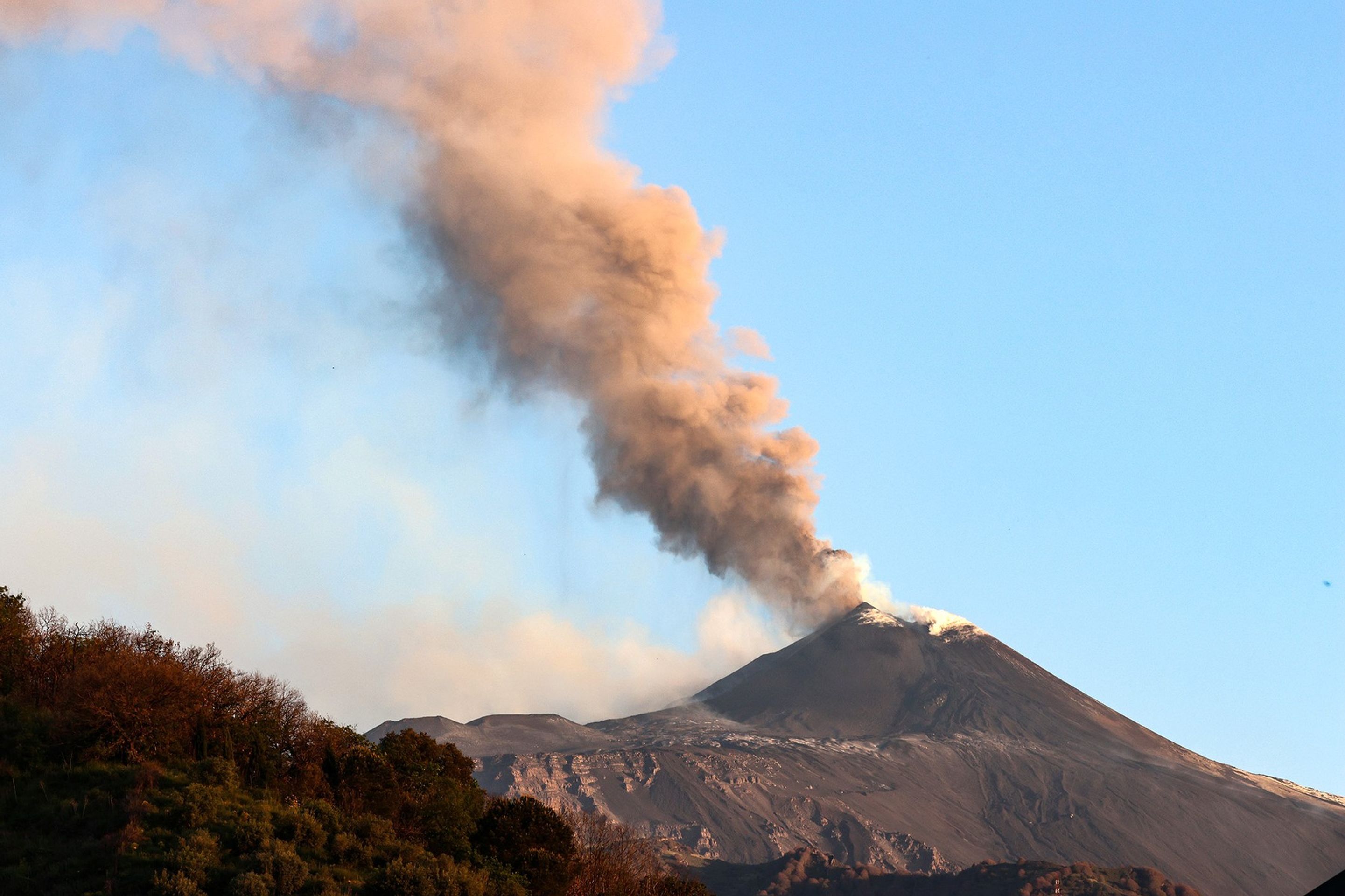 Vulkán Etna, 30. 4. 2025 - Etna (5/18)