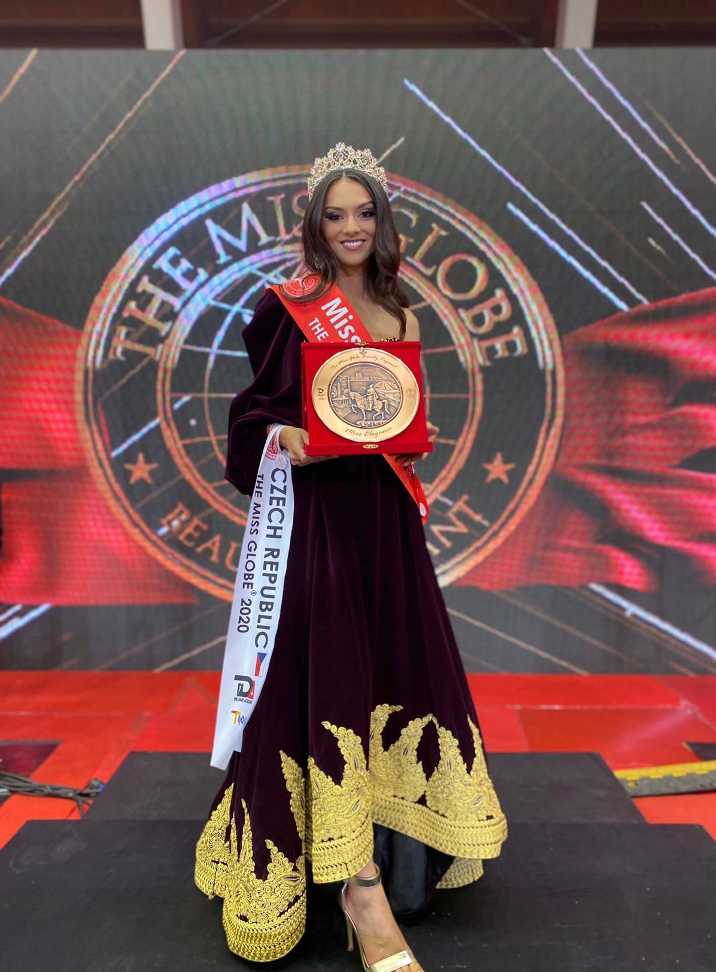 Nikola Kokyová získala na světové miss vedlejší titul Miss Elegance - GALERIE: Miss České republiky (11/13)