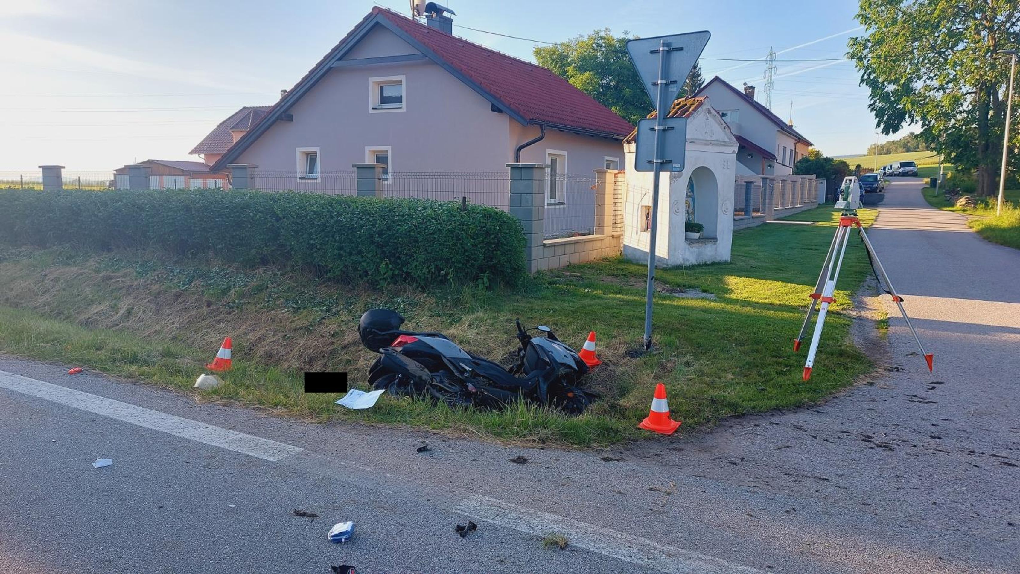 Tragická nehoda motorkáře na Českokrumlovsku - Tragická nehoda motorkáře na Českokrumlovsku (3/3)