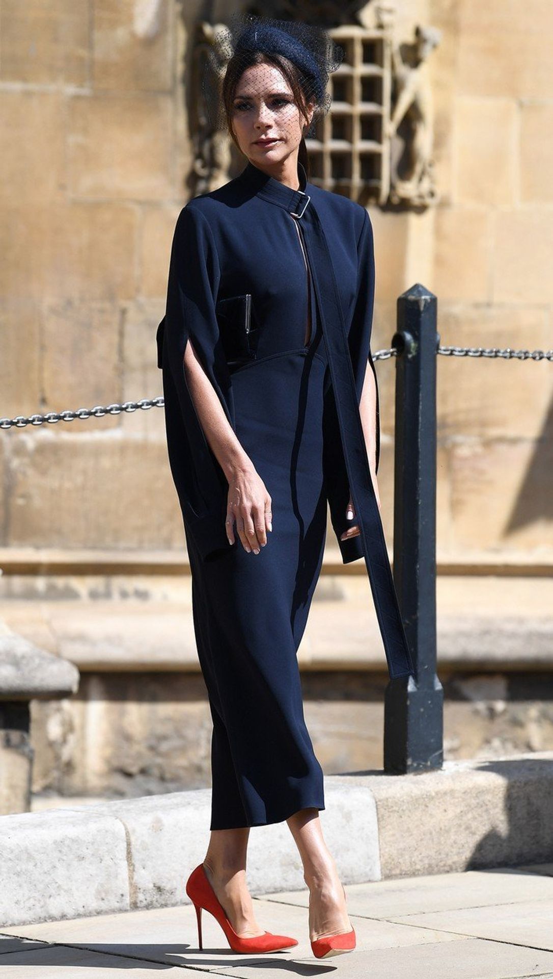 Victoria Beckham na svatbě Harryho a Meghan - 3 - GALERIE: Victoria Beckham na svatbě Harryho a Meghan (3/4)