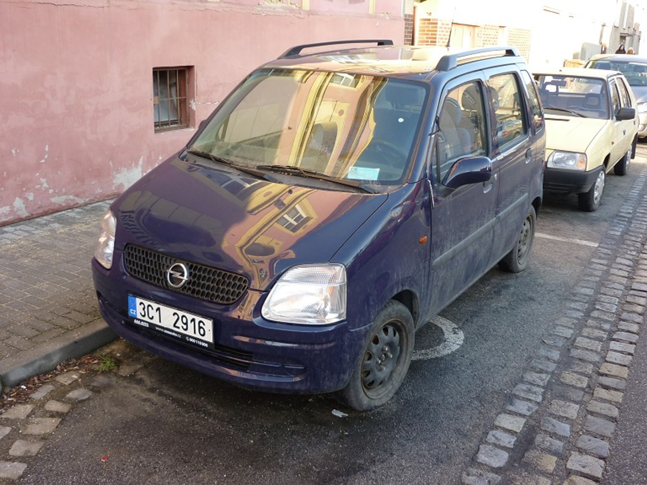 Nabídka automobilů - Opel Agila_1 - GALERIE: Nabídka automobilů (4/10)