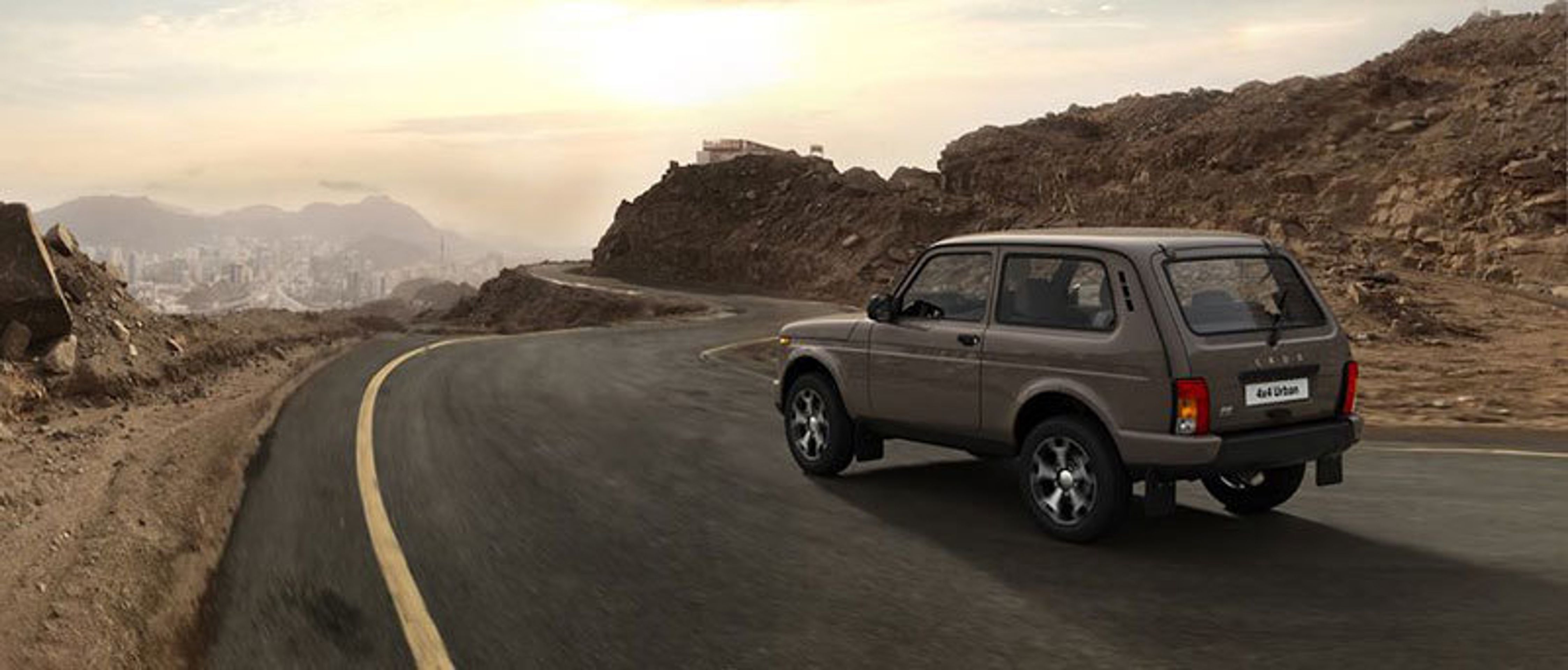 Modernizovaná Lada Niva nese oficiální název 4x4 - 10 - Fotogalerie: Lada Niva po loňském faceliftu (4/6)
