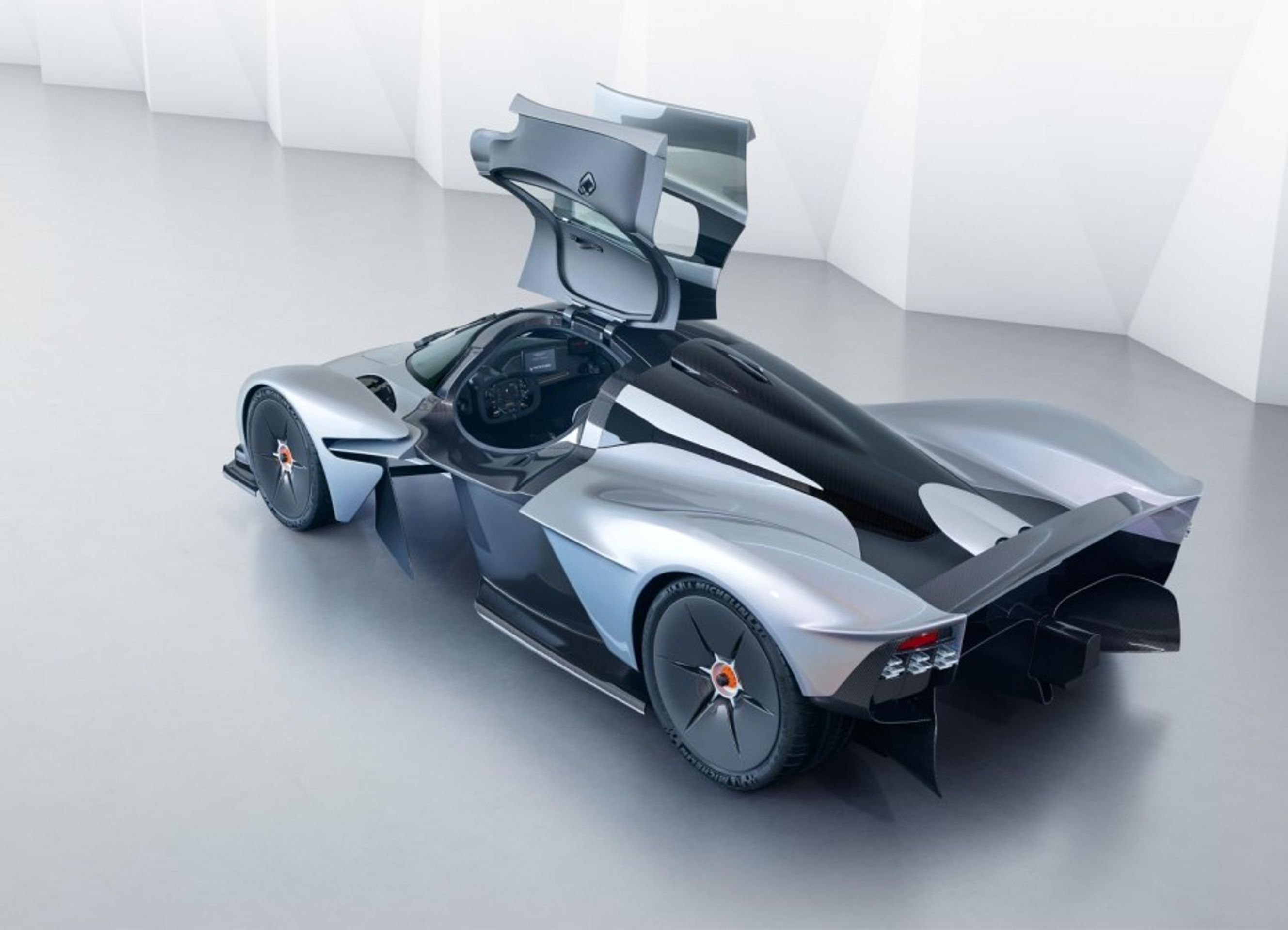 Aston Martin Valkyrie - 15 - Fotogalerie: Raketa Aston Martin Valkyrie (5/10)