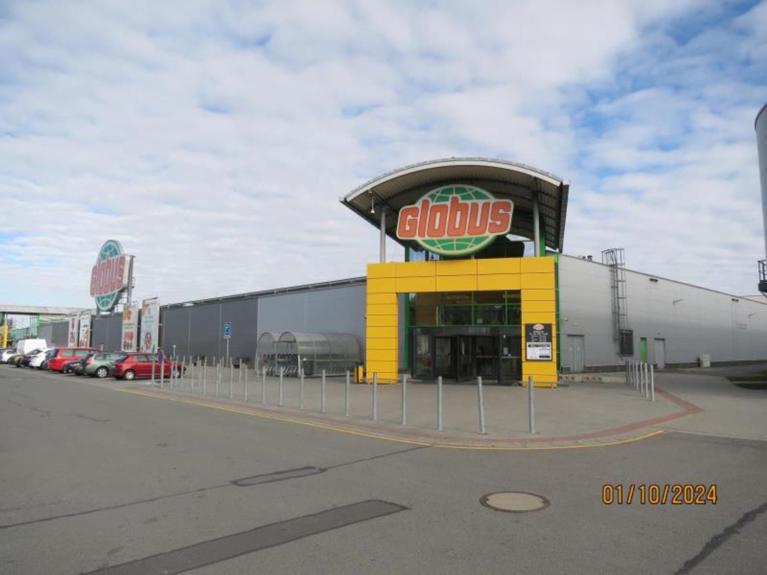 Uzavřený úsek pekařství v hypermarketu Globus, Havířov (8) - Uzavřené obchody za poslední měsíce (15/54)