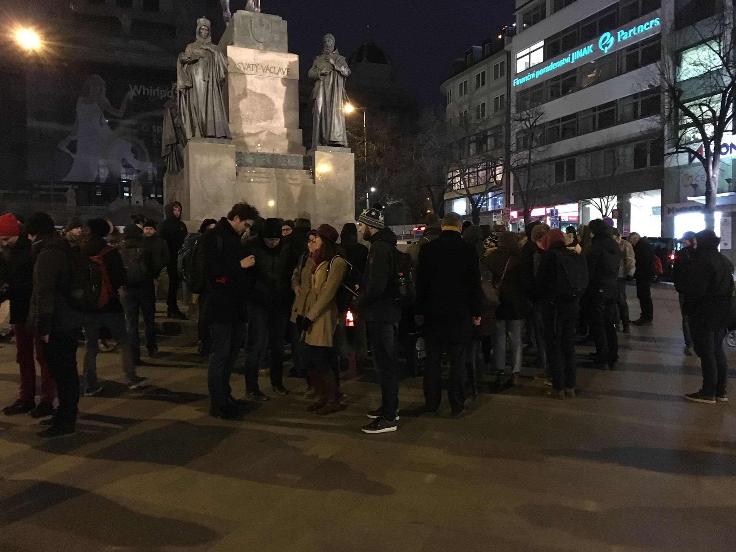 Pieta za zavražděného slovenského novináře na Václavském náměstí - 2 - GALERIE: Pieta za zavražděného slovenského novináře na Václavském náměstí (2/6)