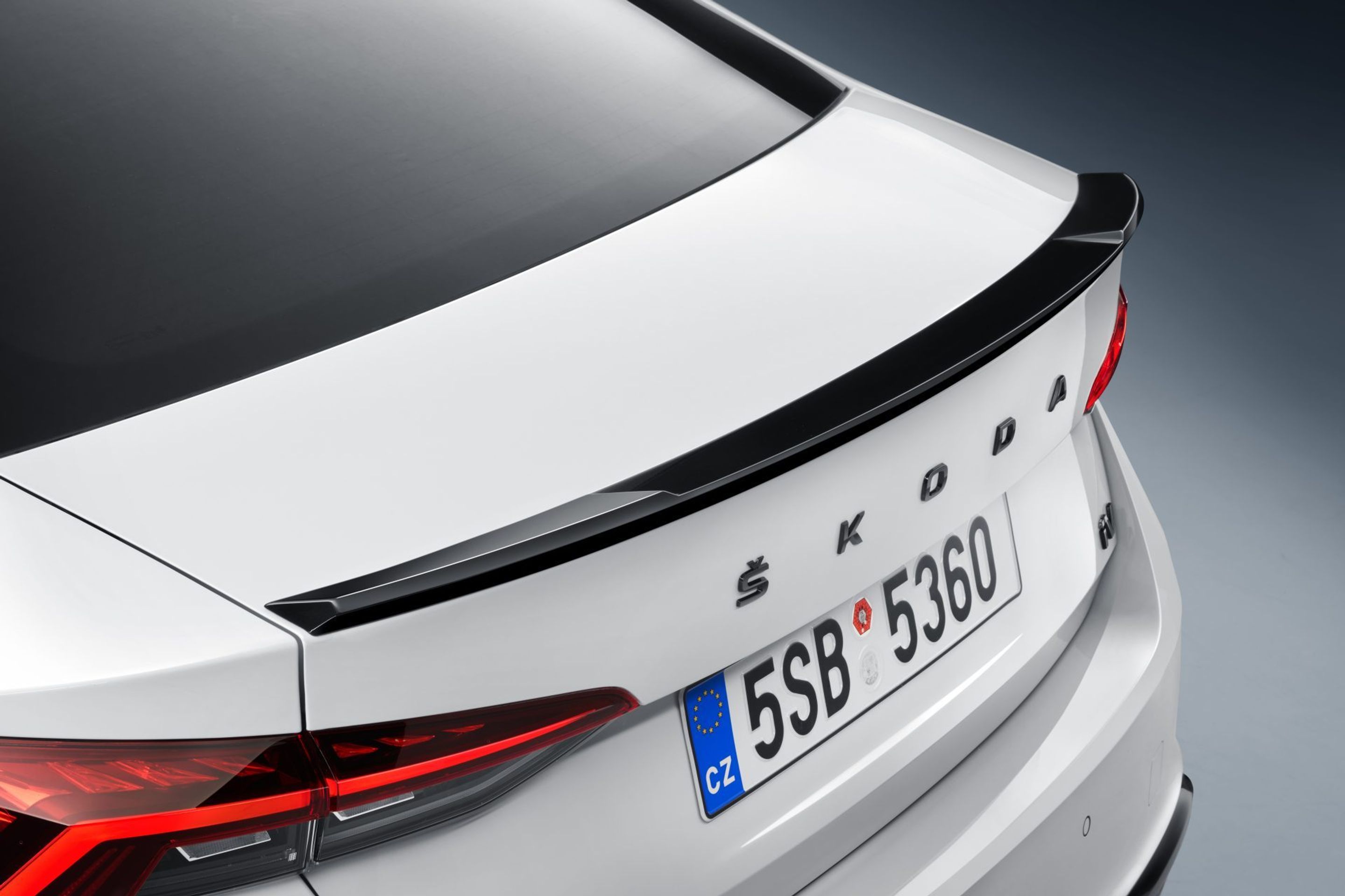 Škoda Octavia RS iV - 28 - Fotogalerie: Nová hybridní Škoda Octavia RS (15/21)