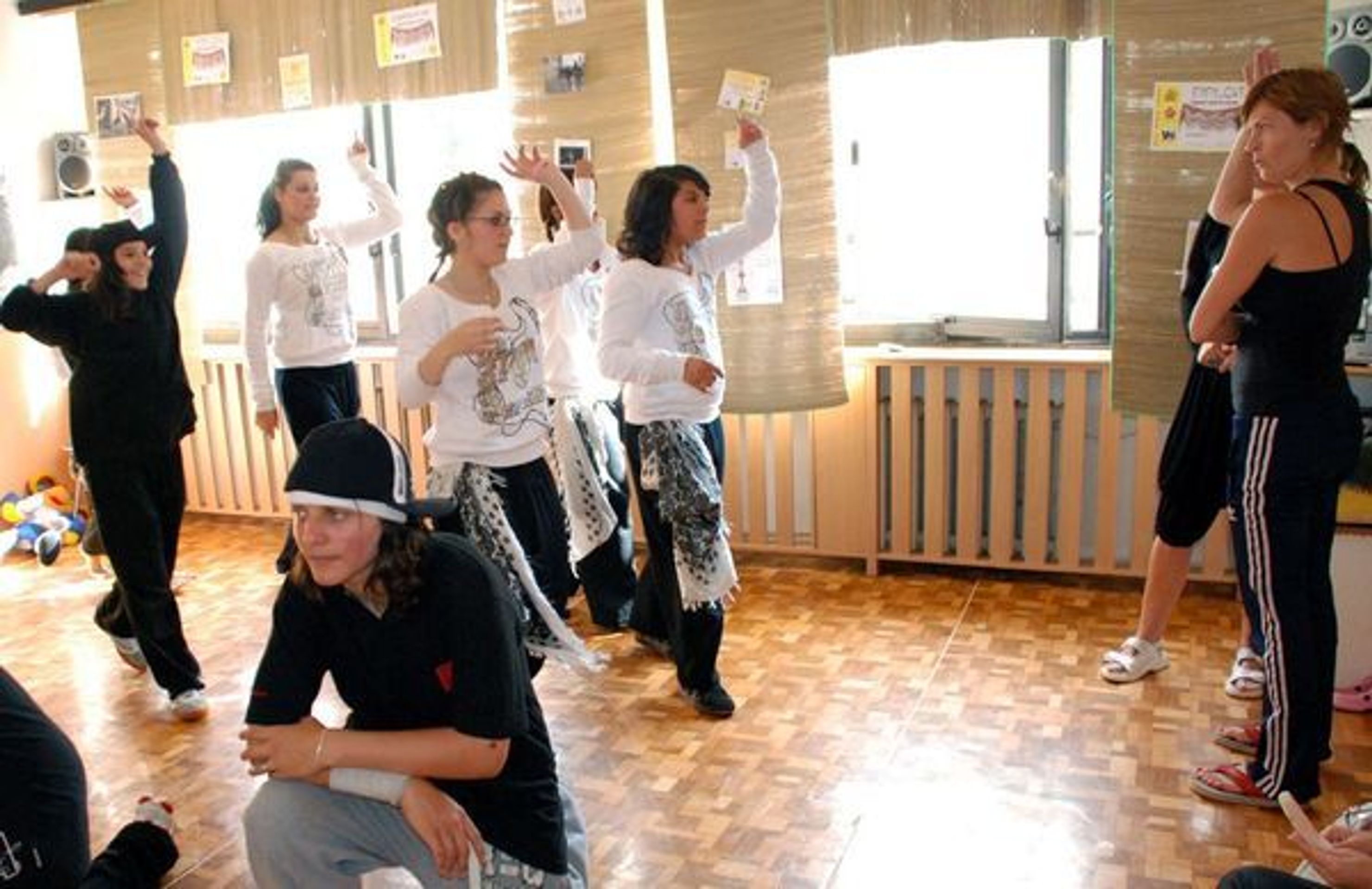 Hana Kynychová cvičí s dětmi z dětských domovů - Fotogalerie: Hana Kynychová cvičí s dětmi z dětských domovů (3/8)