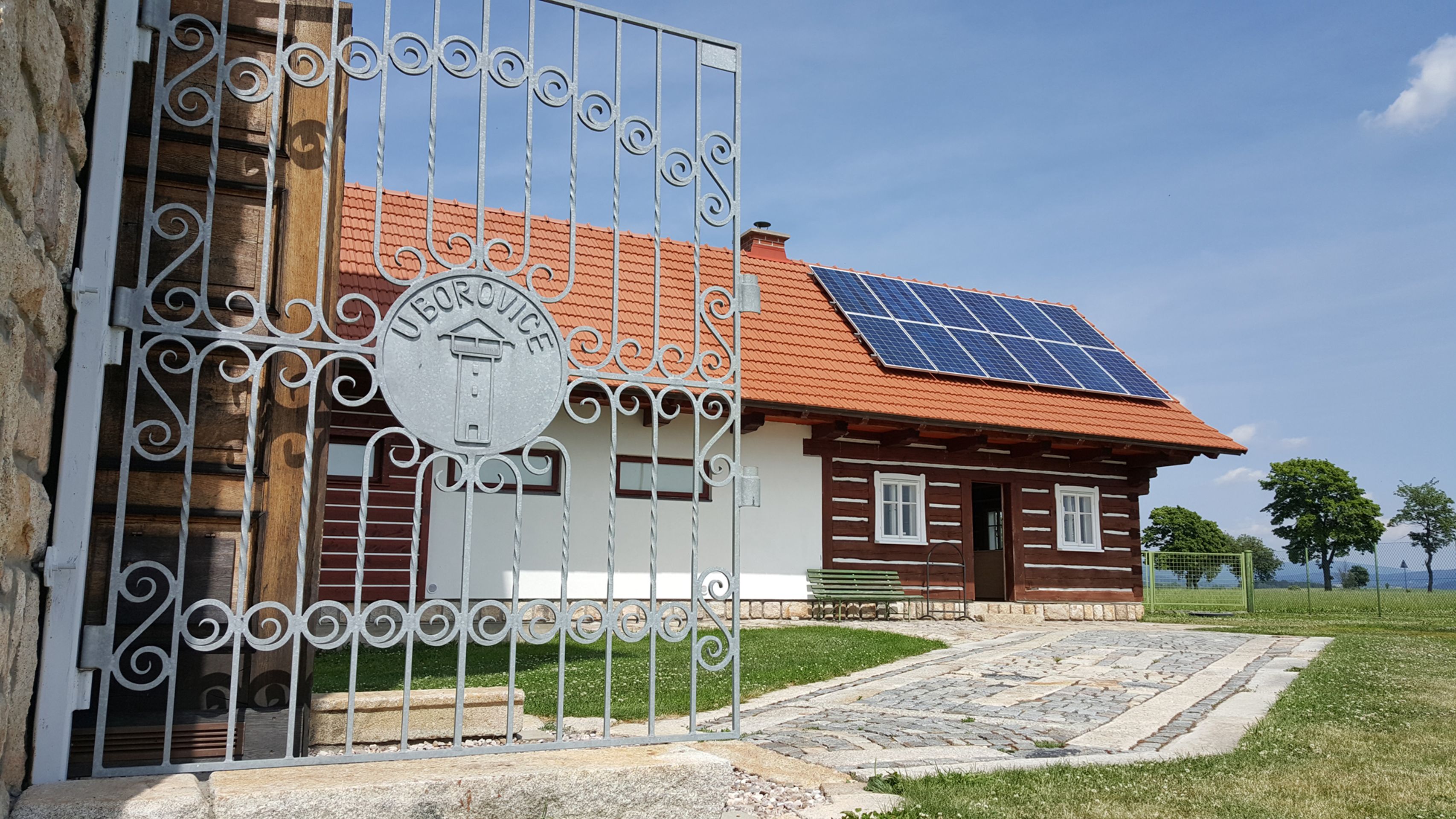 Prodej chalupy s rozhlednou - 7 - GALERIE: Prodej chalupy s rozhlednou (7/32)