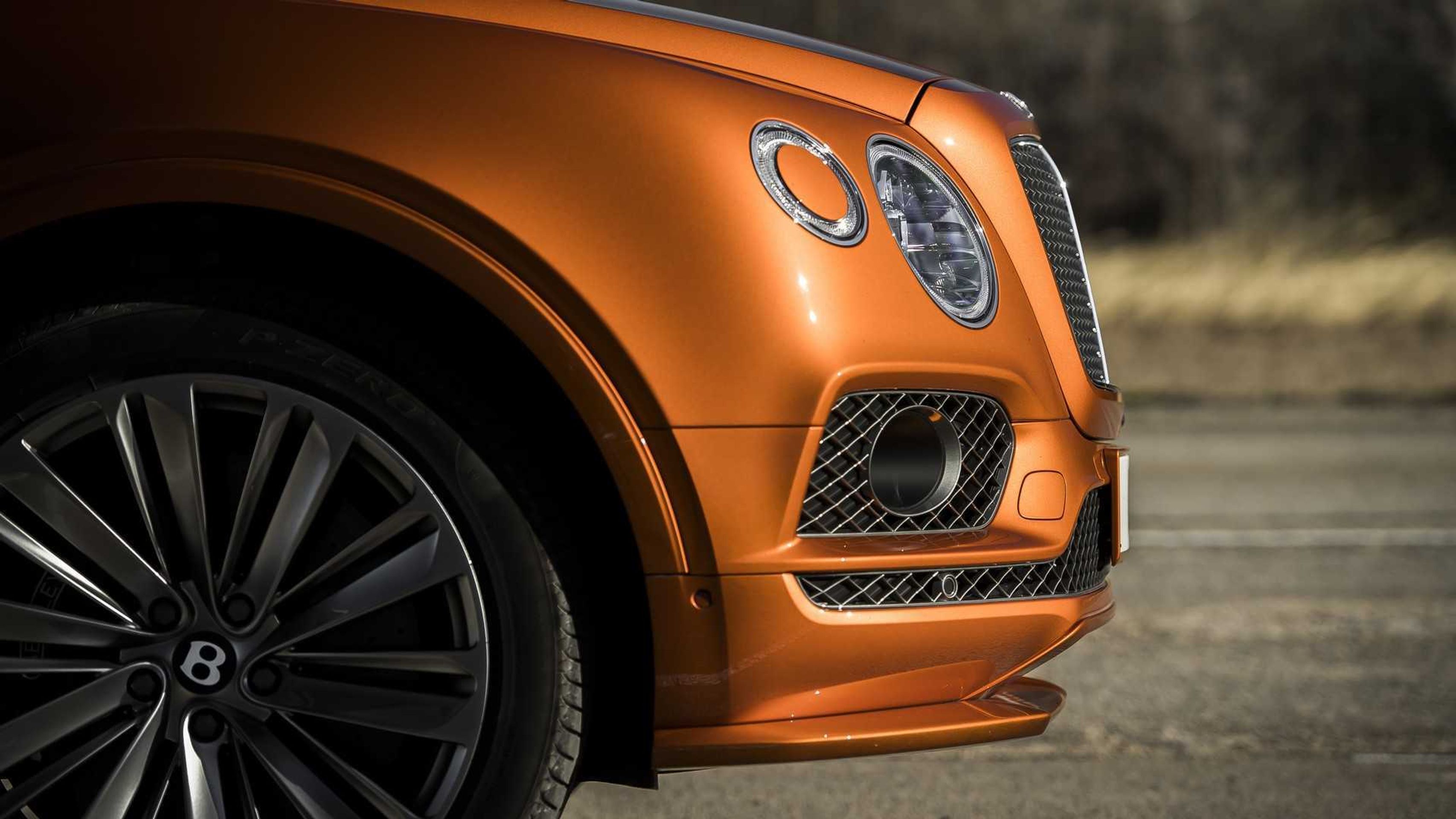 Bentley Bentayga Speed - 34 - Fotogalerie: Nejrychlejší SUV světa Bentley Bentayga Speed (9/20)