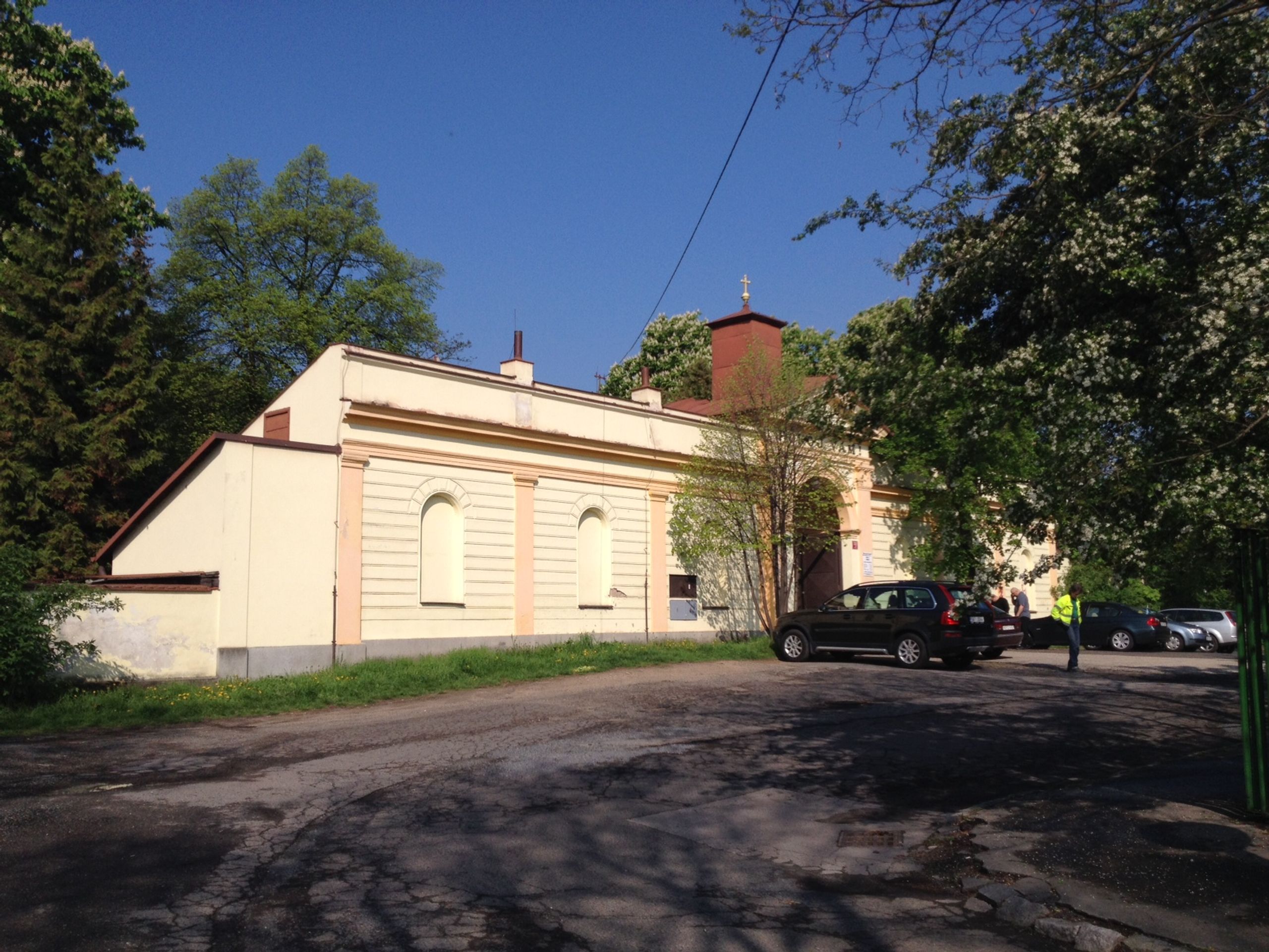 Pohřeb zavražděného Daniela C. v Libni - GALERIE: Pohřeb zavražděného taxikáře v Libni (8/16)