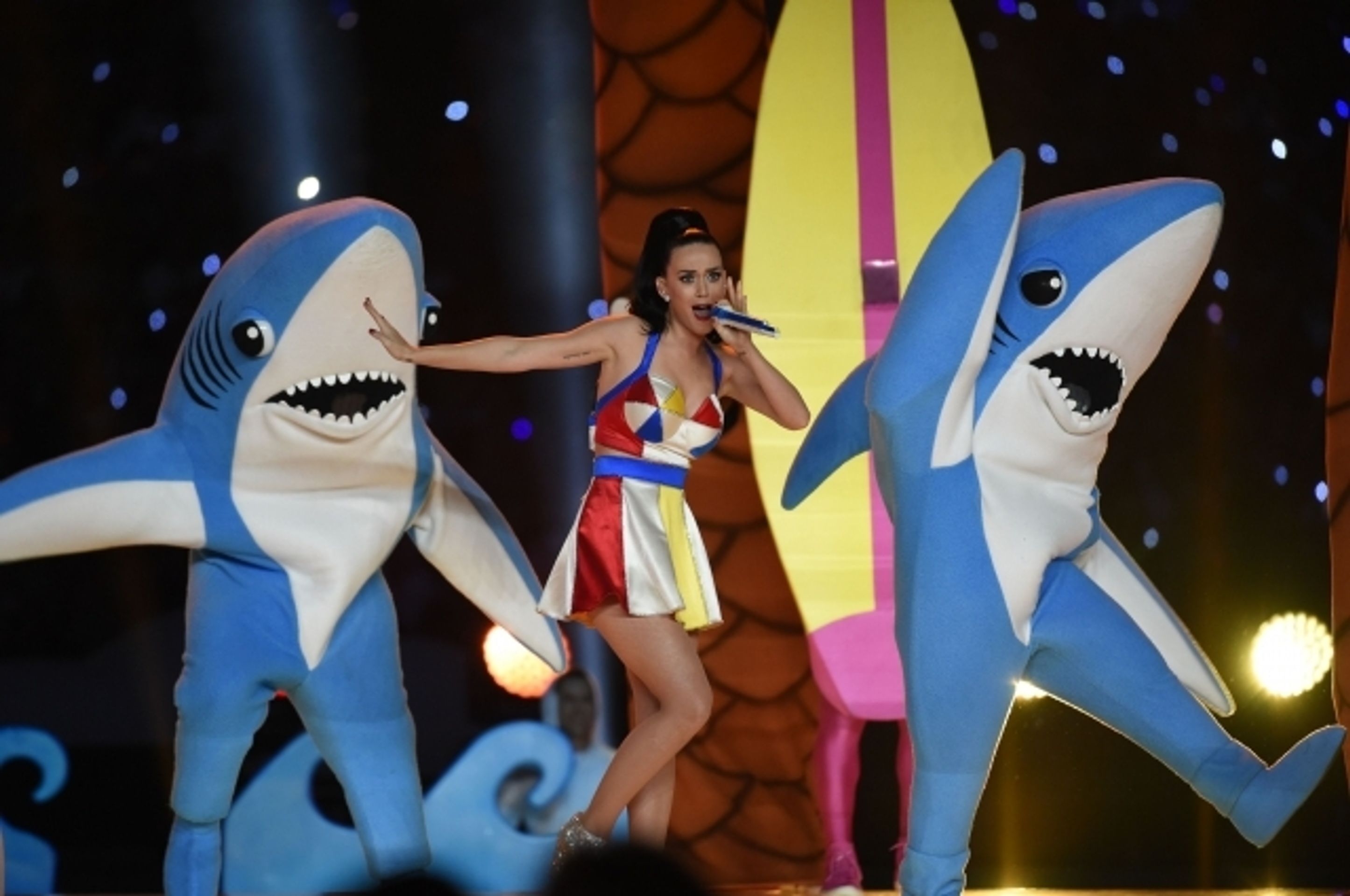 Katy Perry na Super Bowlu - 4 - GALERIE: Katy Perry na Super Bowlu 2015 (4/11)