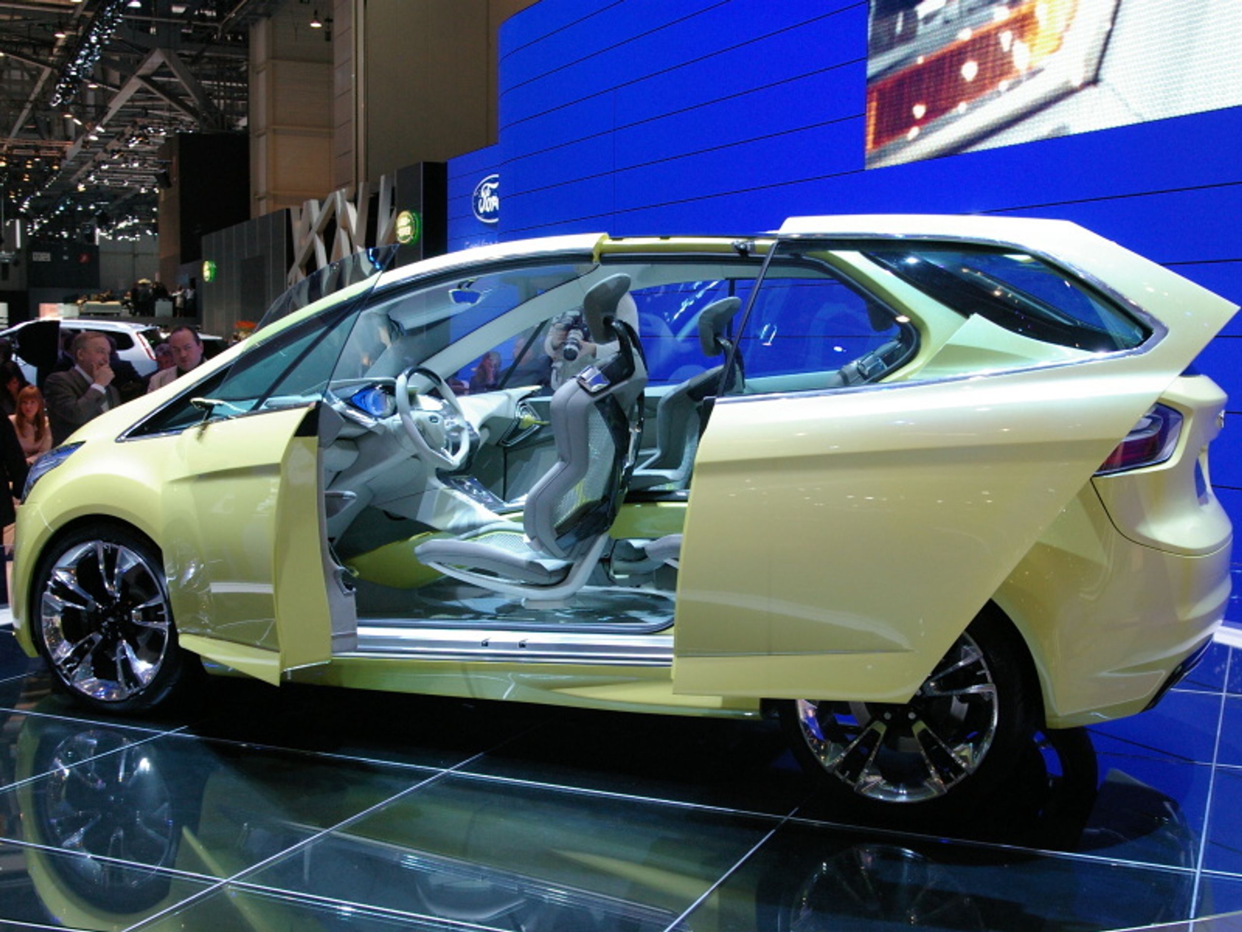 Ford Iosis MAX - GALERIE Ford Iosis MAX (4/6)