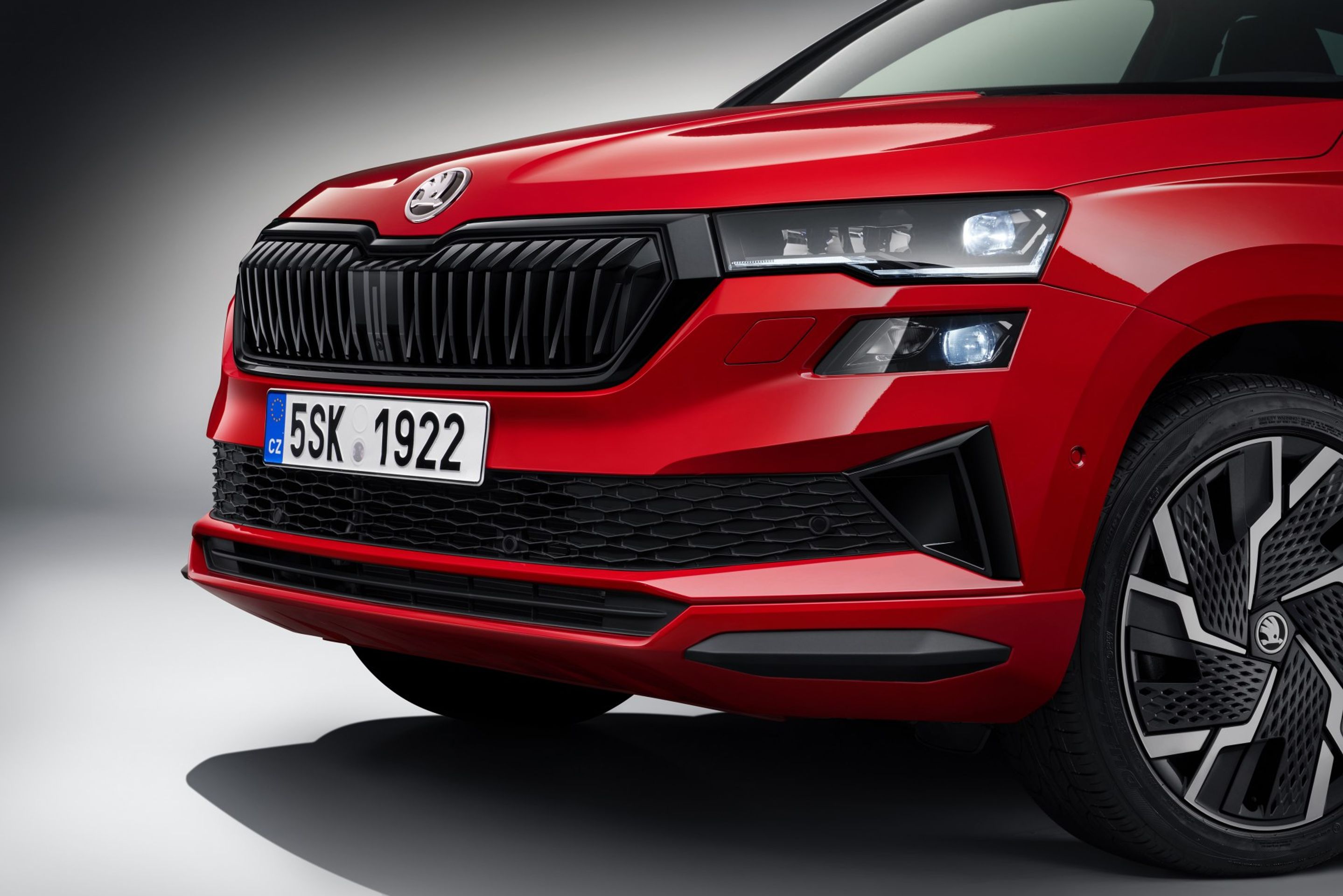 Modernizovaná Škoda Karoq - Modernizovaná Škoda Karoq a Karoq Sportline (12/32)