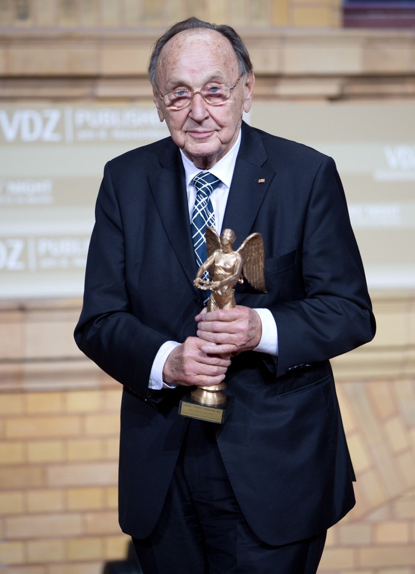 Hans-Dietrich Genscher - GALERIE: Osobnosti, které zemřely v roce 2016 (16/18)