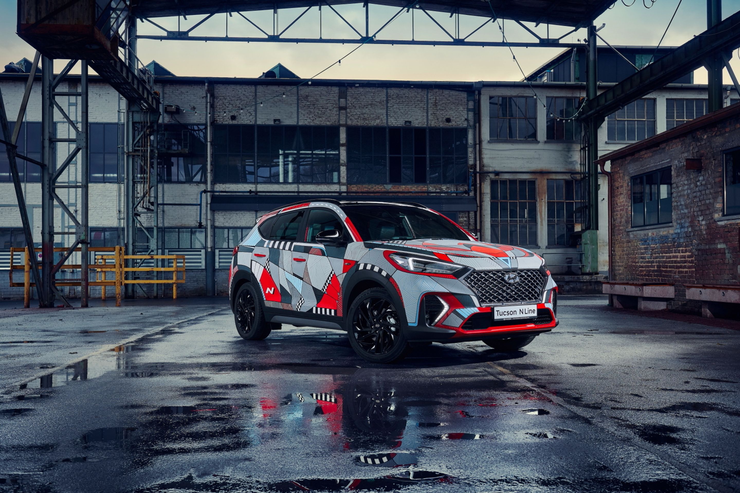 Hyundai Tucson N Line - 5 - Fotogalerie: Tucson N Line jako umělecké dílo (12/12)
