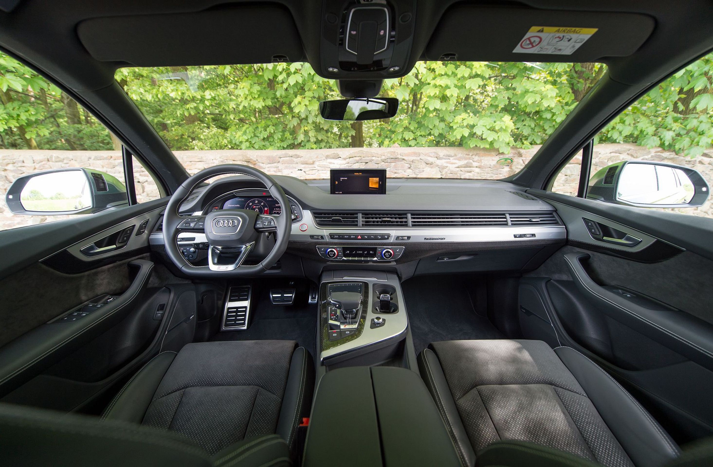 Audi SQ7 - 9 - GALERIE: Audi SQ7 (8/12)
