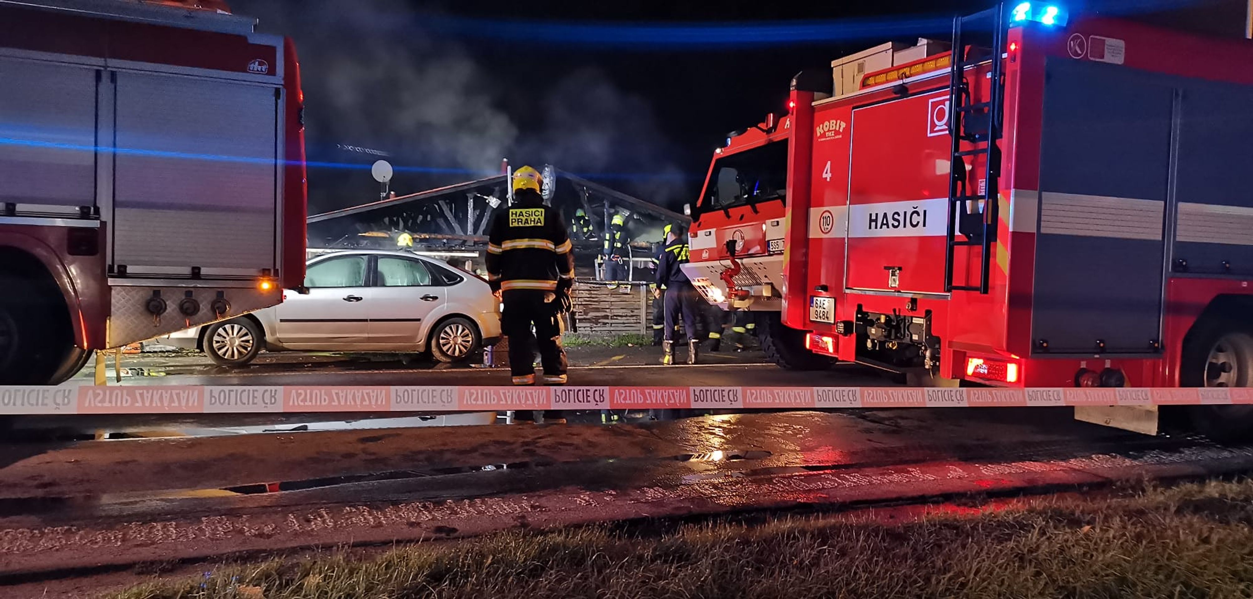 Požár v ulici Novosibřinská - Požár v ulici Novosibřinská (2/5)