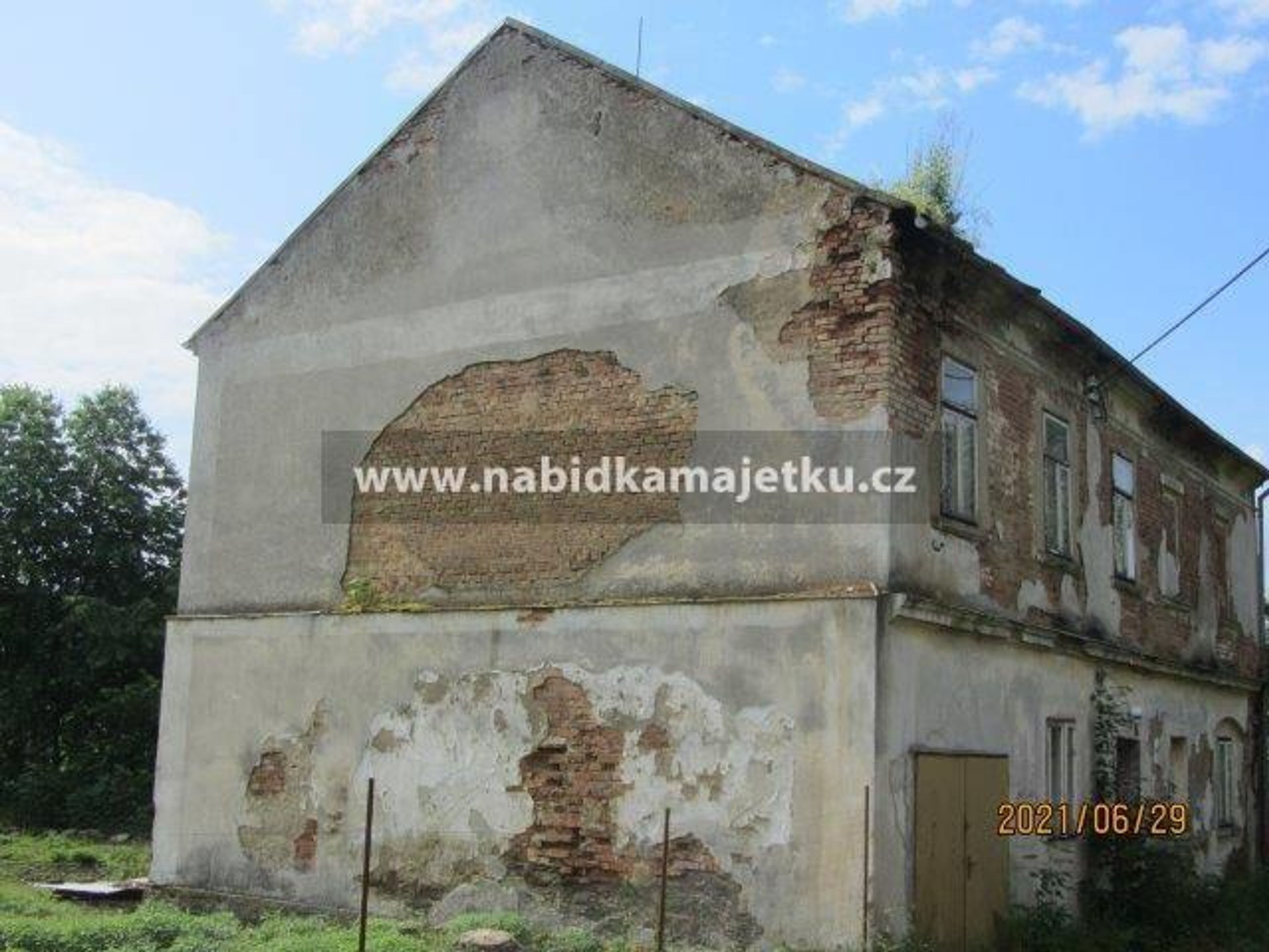Pozemek se stavbou - Branišov (1) - Pozemek se stavbou - Branišov (2/5)