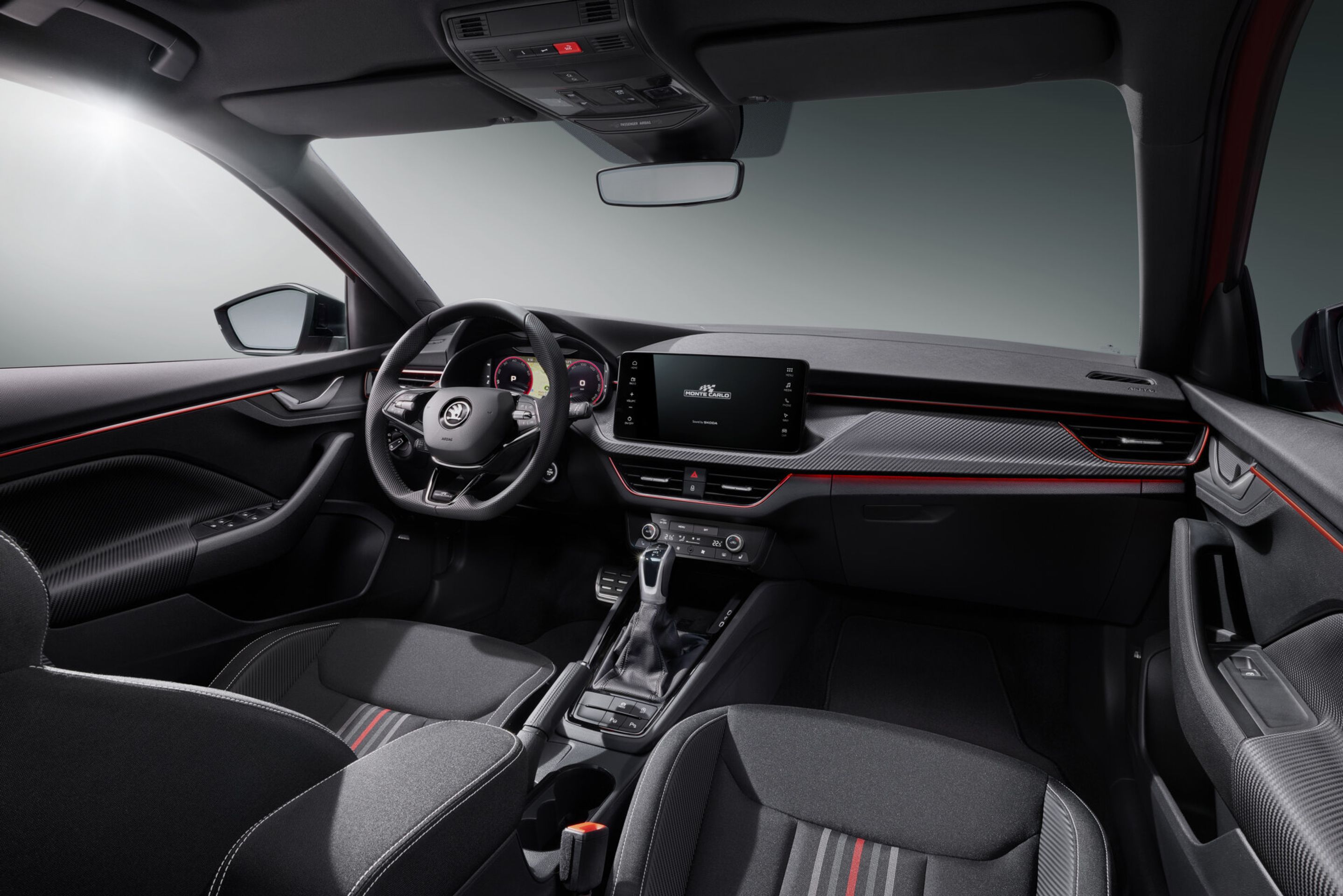 Škoda Kamiq Monte Carlo - Modernizovaná Škoda Kamiq (6/19)