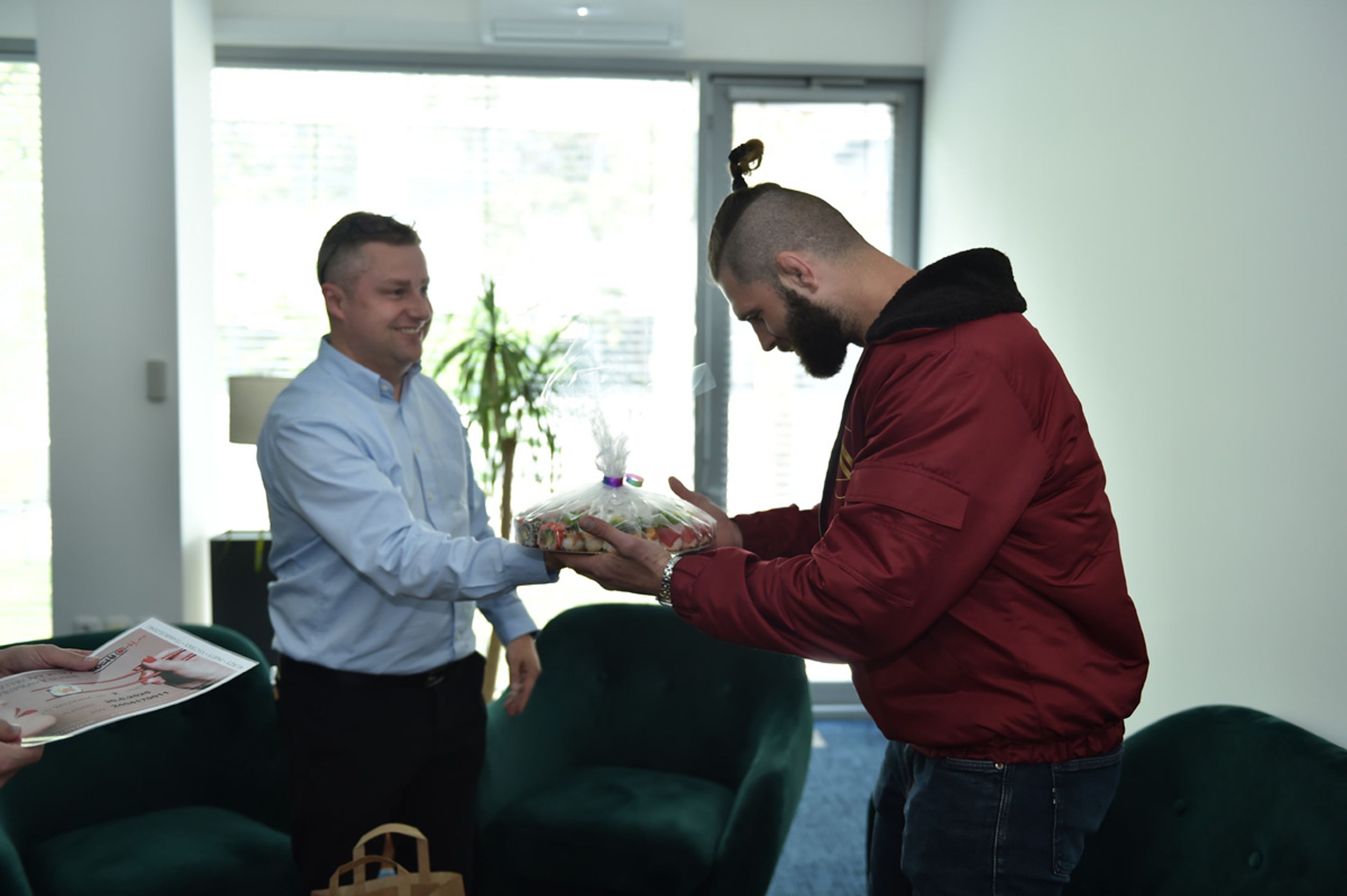 Ředitel zpravodajství Kamil Houska a Jiří Procházka - Jiří Procházka navštívil TV Nova (5/15)