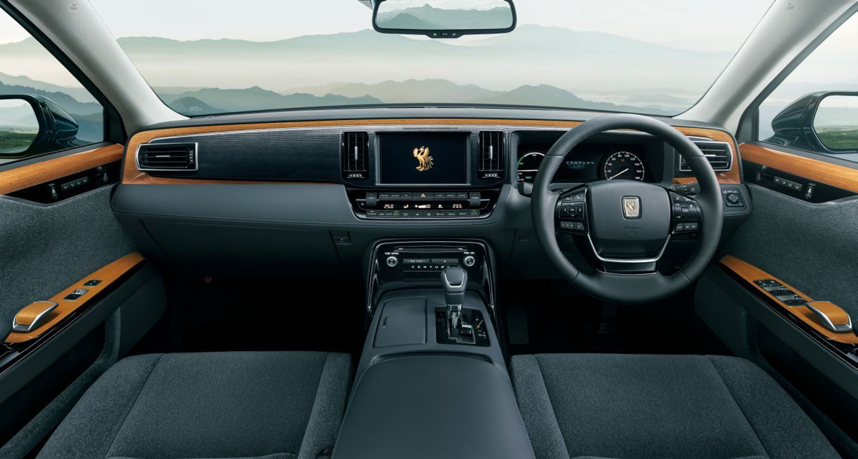 Toyota Century - 12 - Fotogalerie: Nová limuzína Toyota Century (2/6)
