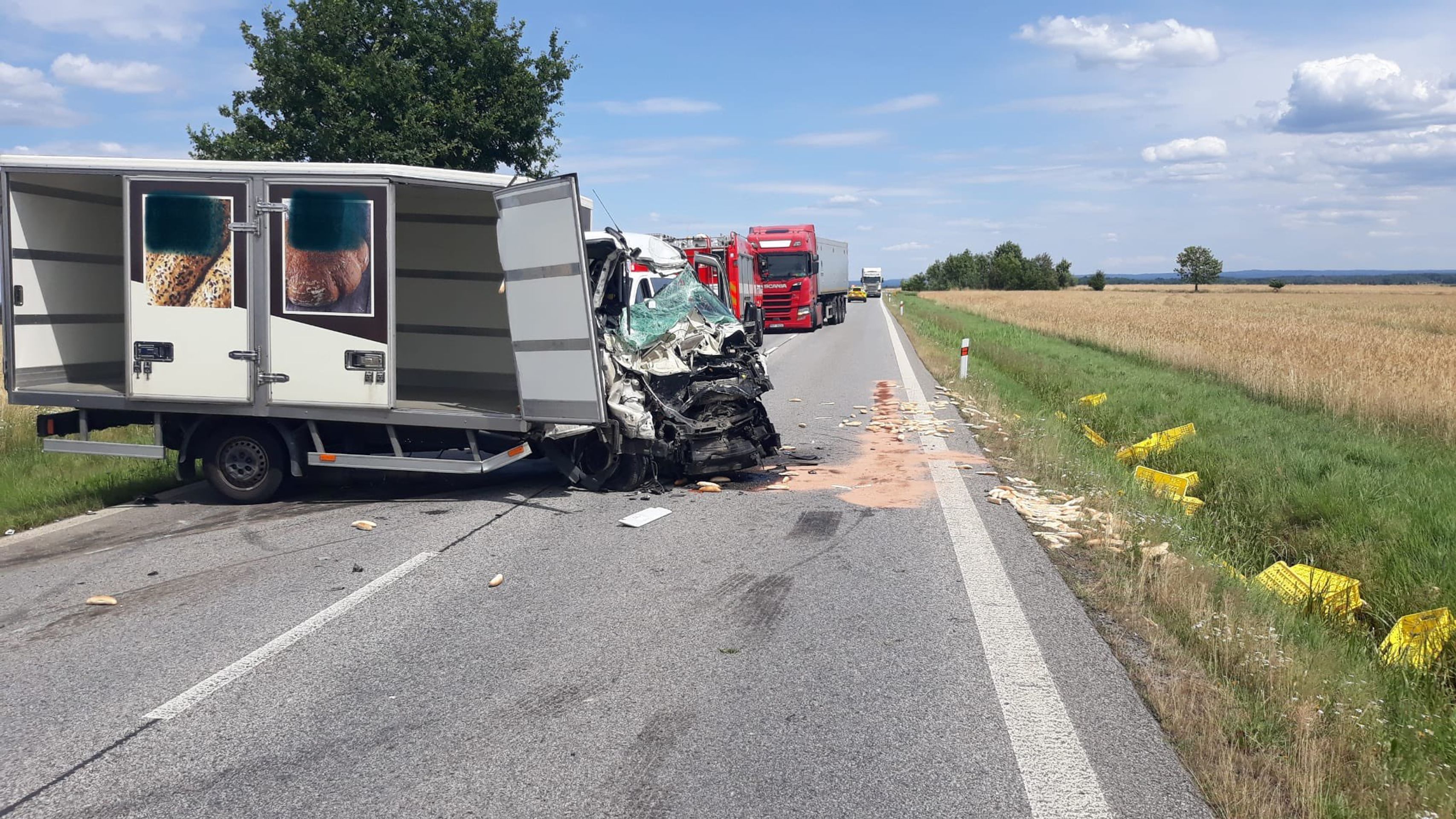 Tragická dopravní nehoda (1) - Tragická dopravní nehoda mezi Třeboní a Lišovem (1/4)