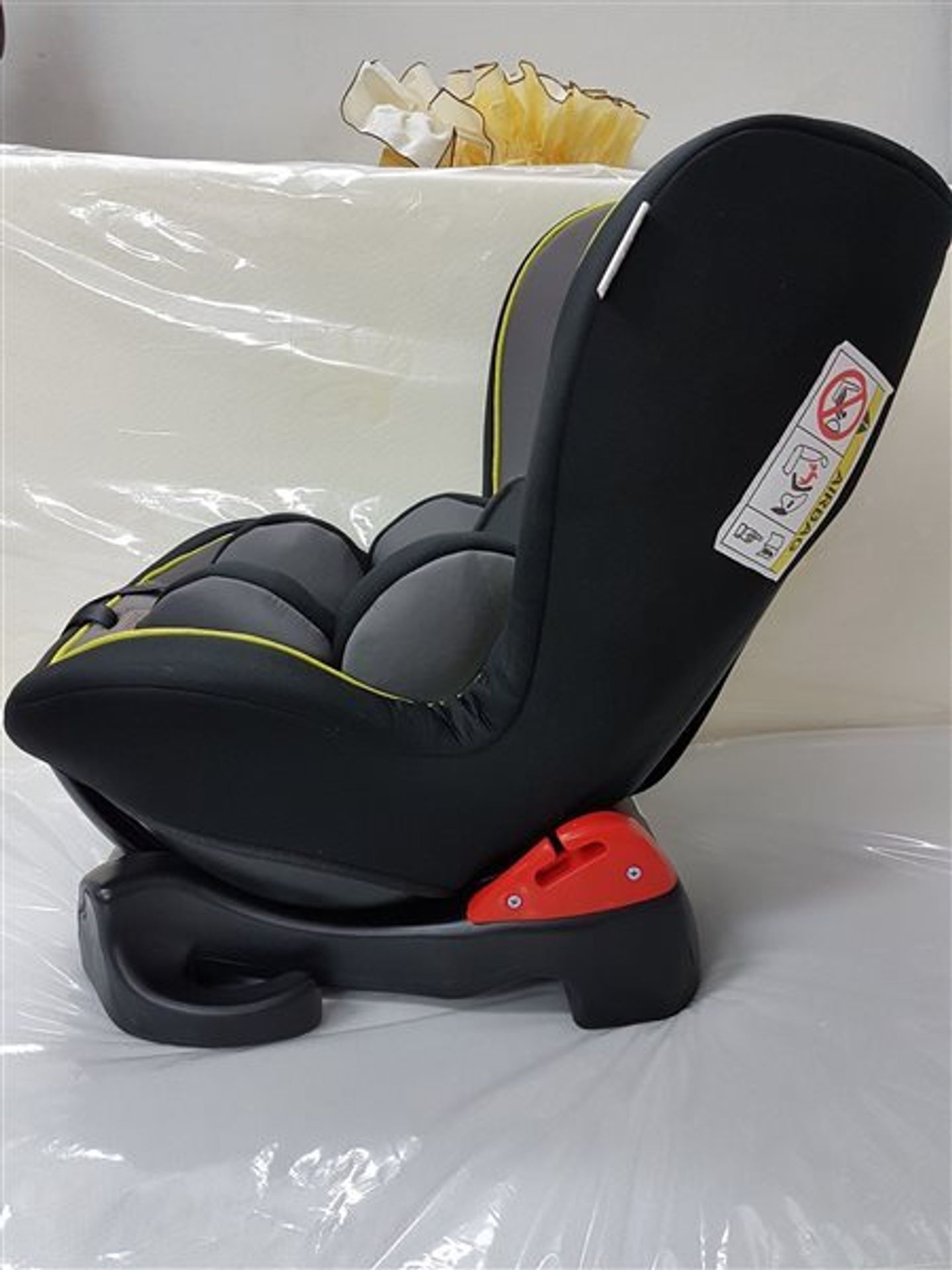 Nebezpečné dětské autosedačky - CHIPOLINO COMO - GALERIE: Nebezpečné dětské autosedačky (10/10)