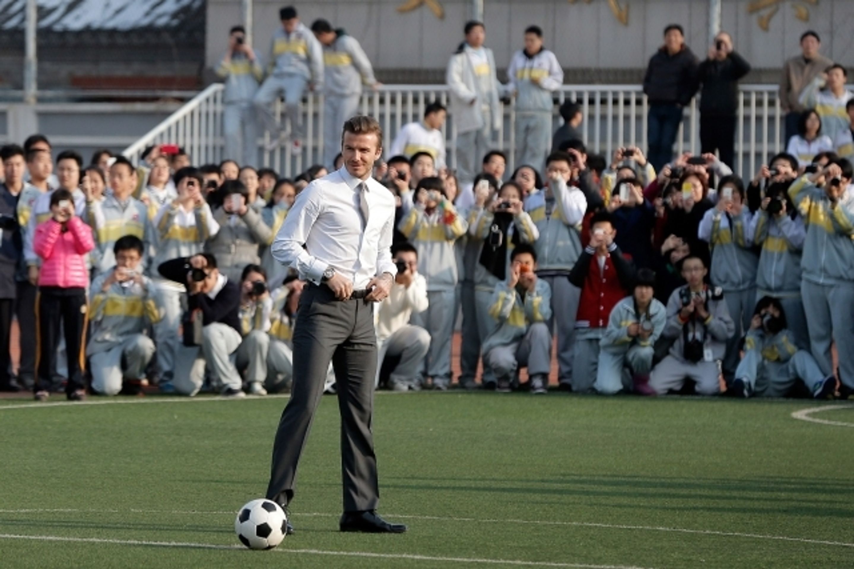 David Beckham v Číně - 6 - OBRAZEM: David Beckham v Číně (2/7)