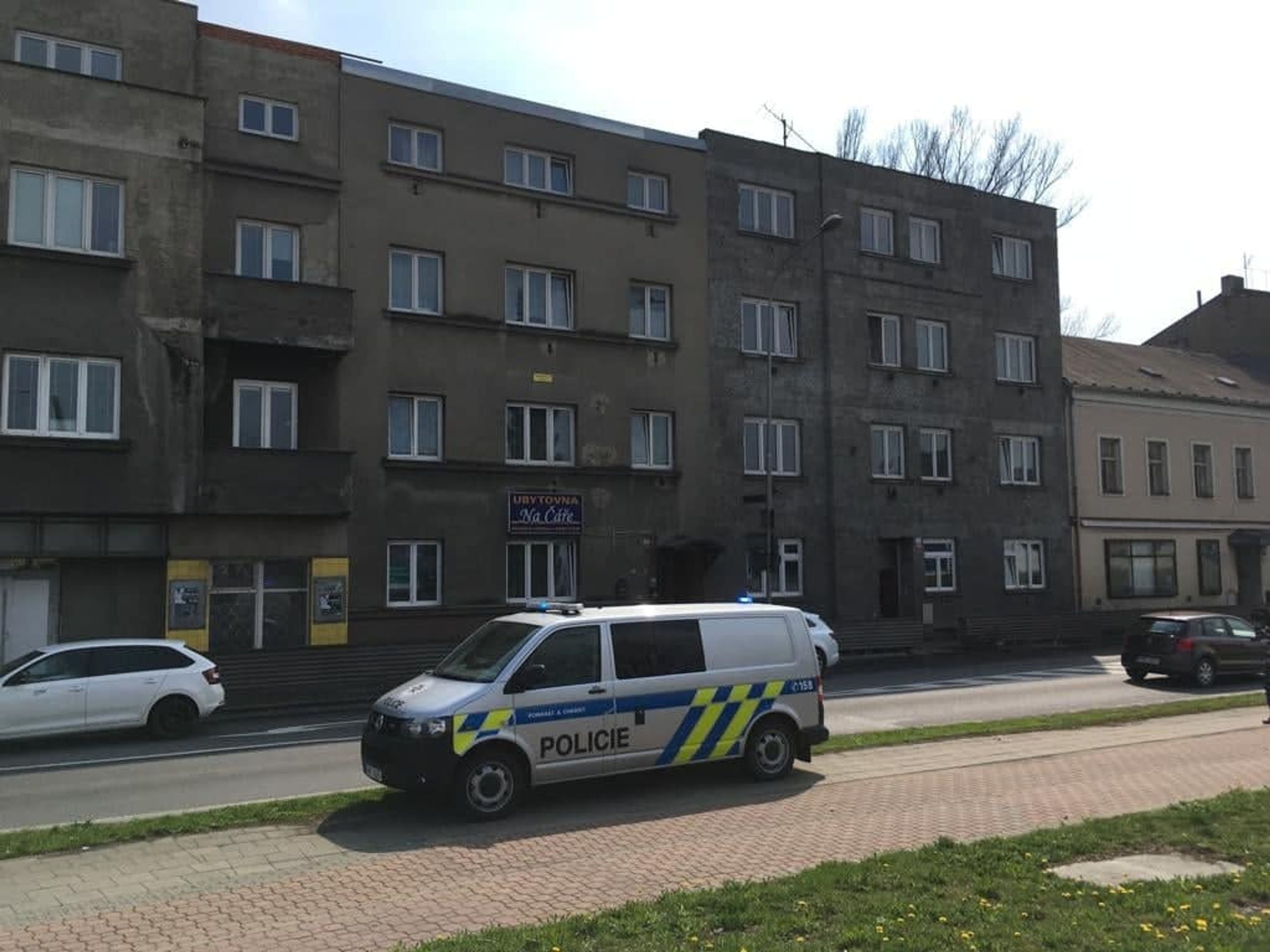Dům v Přerově, odkud vypadlo dítě - 2 - GALERIE: Dům v Přerově, odkud vypadlo dítě (3/4)